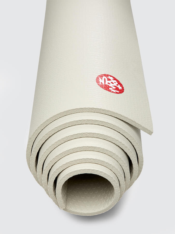 Premium Manduka PRO Yoga Mat 6mm - Extra Thick Non-Slip Eco-Friendly Exercise Mat for Hot Yoga, Pilates & Home Workouts - Ideal for Professional Yogis & Fitness Enthusiasts