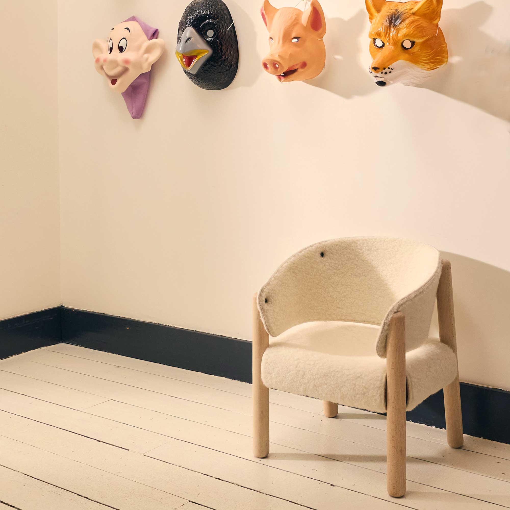 Charlie Crane SABA Chair - Modern Wooden High Chair for Babies & Toddlers - Adjustable & Ergonomic Design for Safe & Comfortable Feeding - Perfect for Home, Kitchen, and Restaurant Use