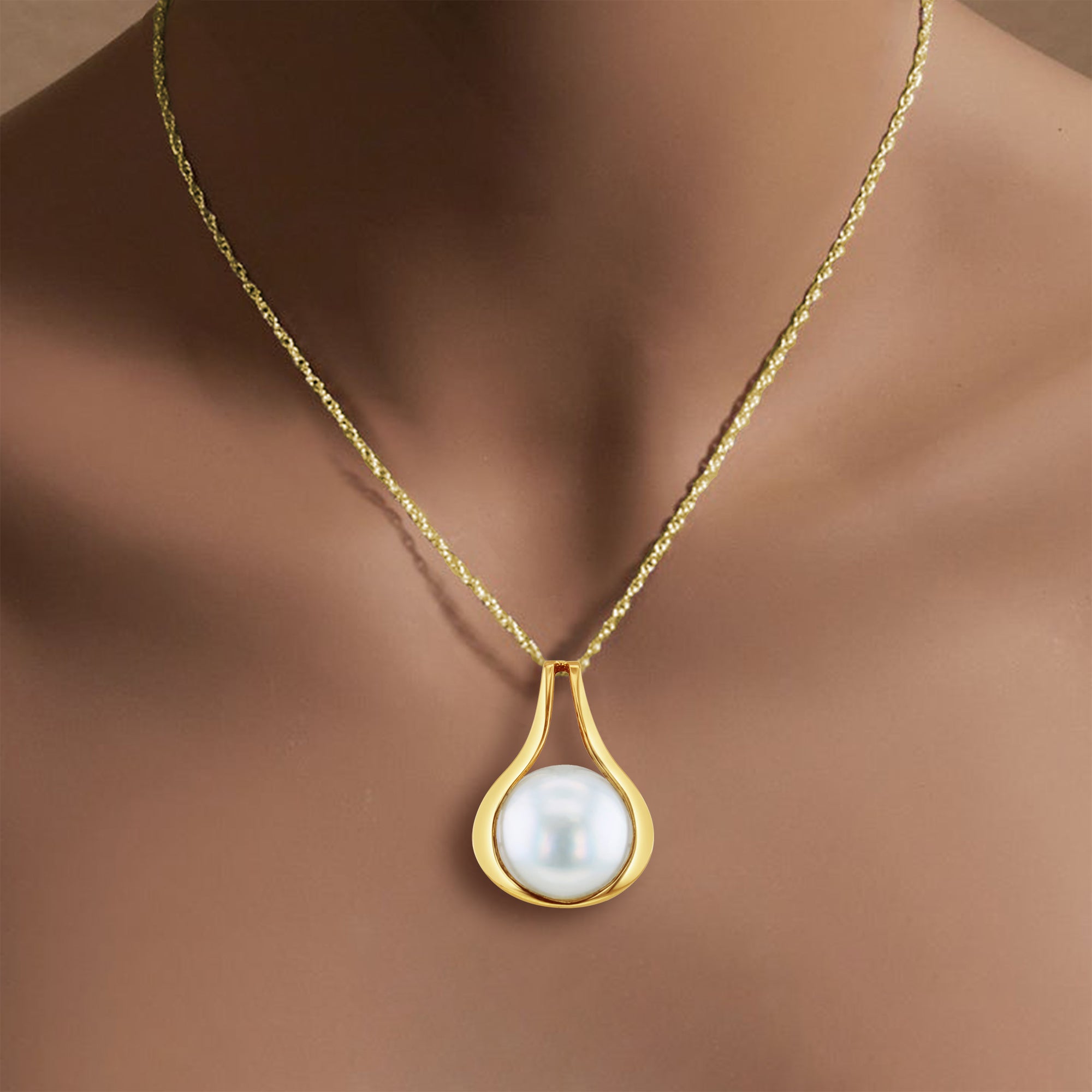 13MM Mabe Pearl Necklace with Polished Bezel Frame - Elegant Pearl Jewelry for Women, Perfect for Weddings, Parties & Special Occasions