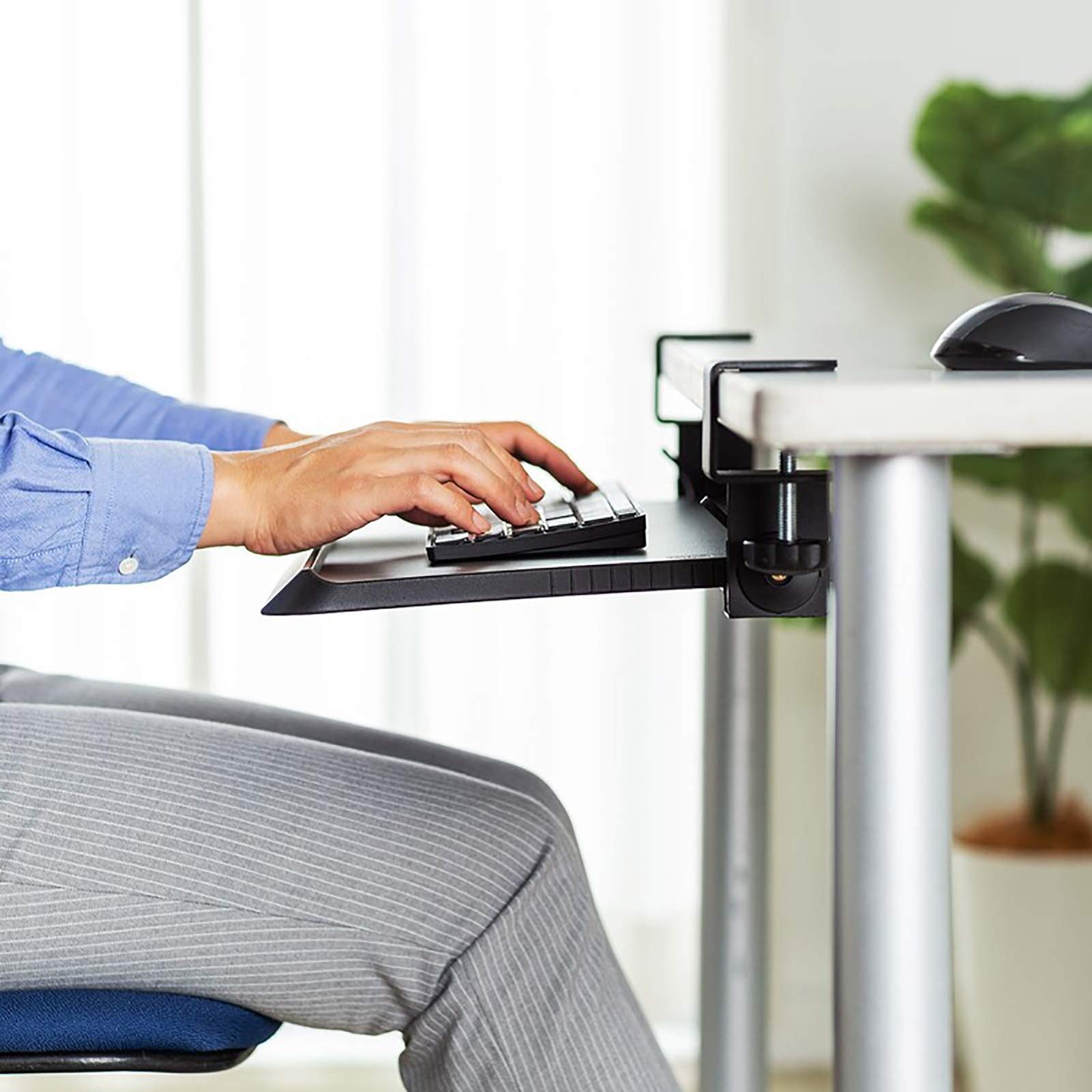 Ergonomic Under Desk Keyboard Tray with Clamp & Smooth Sliding Mechanism - Adjustable Height for Typing, Gaming & Office Work - Perfect for Home Office, Gaming Setup & Workspace Organization