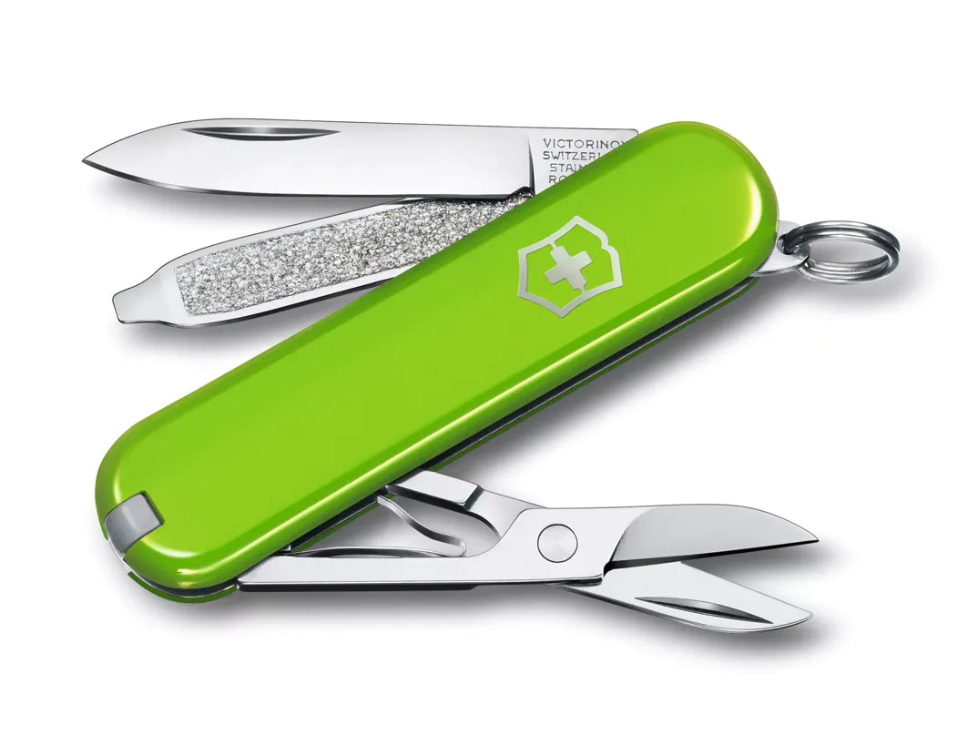 Victorinox Classic SD Swiss Army Pocket Knife - Compact Multitool with Scissors, Nail File & Keyring - Perfect for Everyday Carry, Travel & Outdoor Adventures