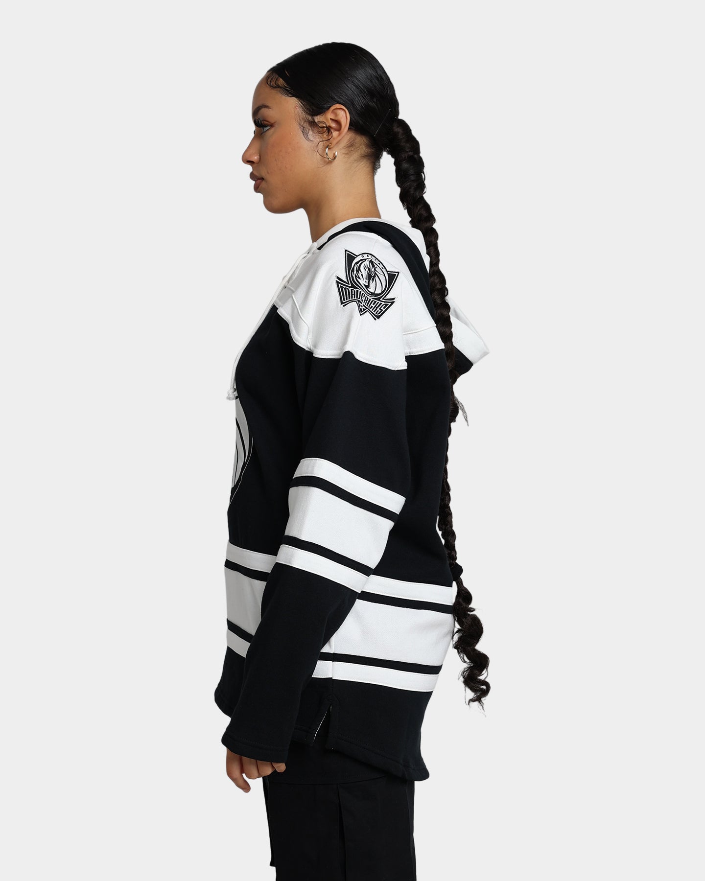 47 Brand Dallas Mavericks Superior Lacer Hoodie - Jet Black NBA Basketball Fan Apparel for Men & Women - Perfect for Game Day, Streetwear & Casual Outfits