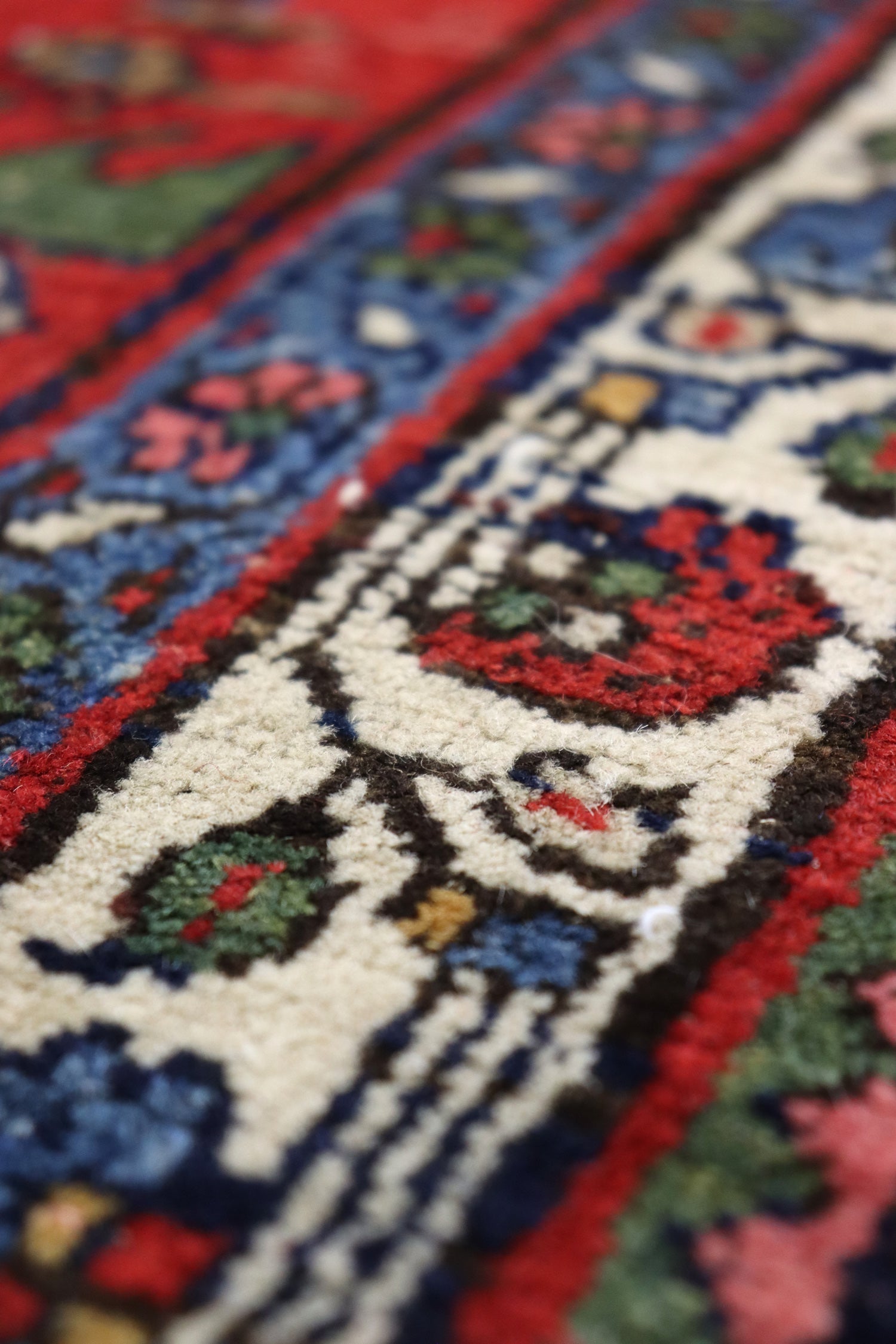 Antique Bijar Handwoven Tribal Rug J67180 - Authentic Persian Wool Carpet for Living Room, Bedroom & Home Decor