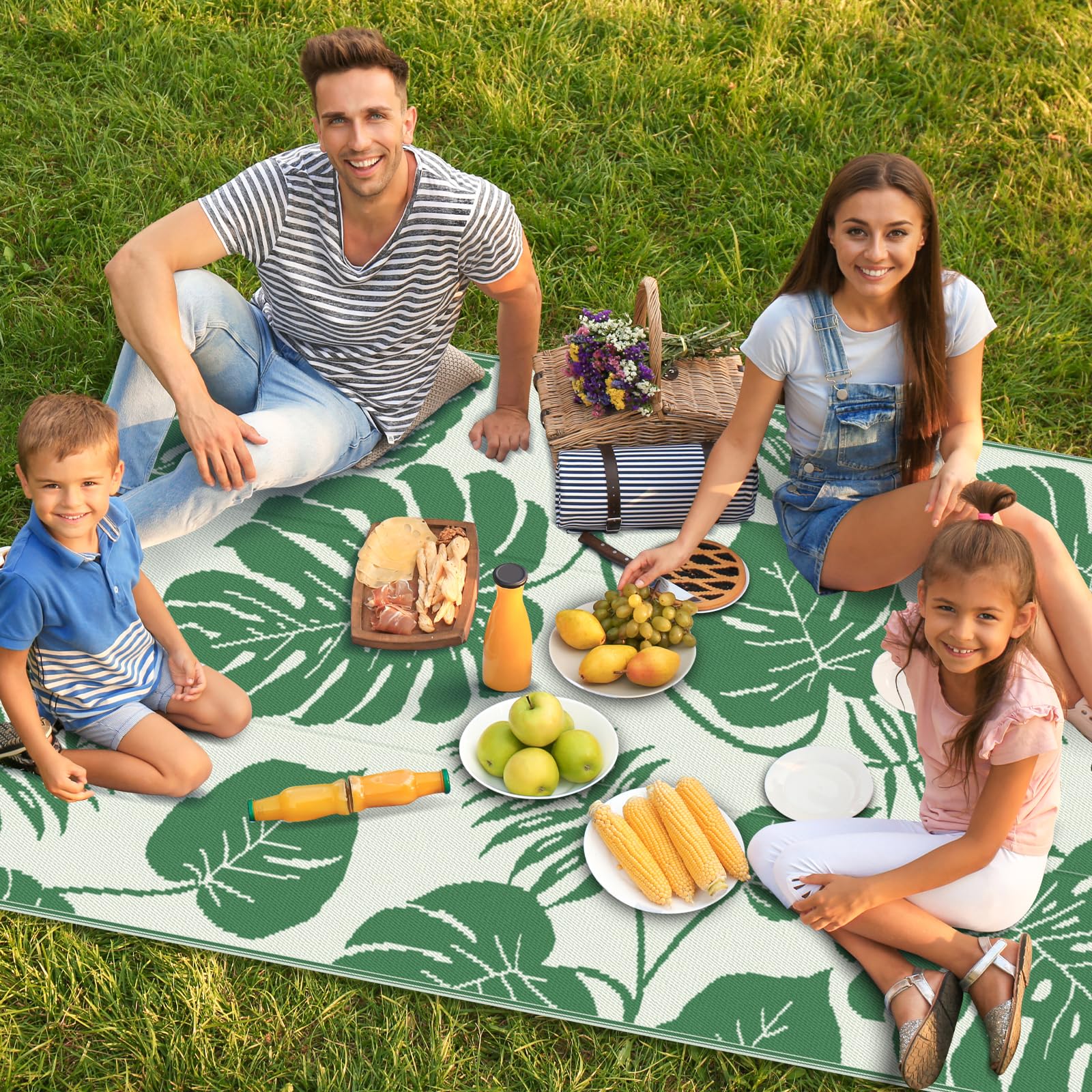 Reversible Plastic Outdoor Rug - Lightweight, Portable & Modern - Perfect for Patio, RV, Backyard, Deck, Picnic & Beach - Easy to Clean & Durable - 4x6 Feet, Green