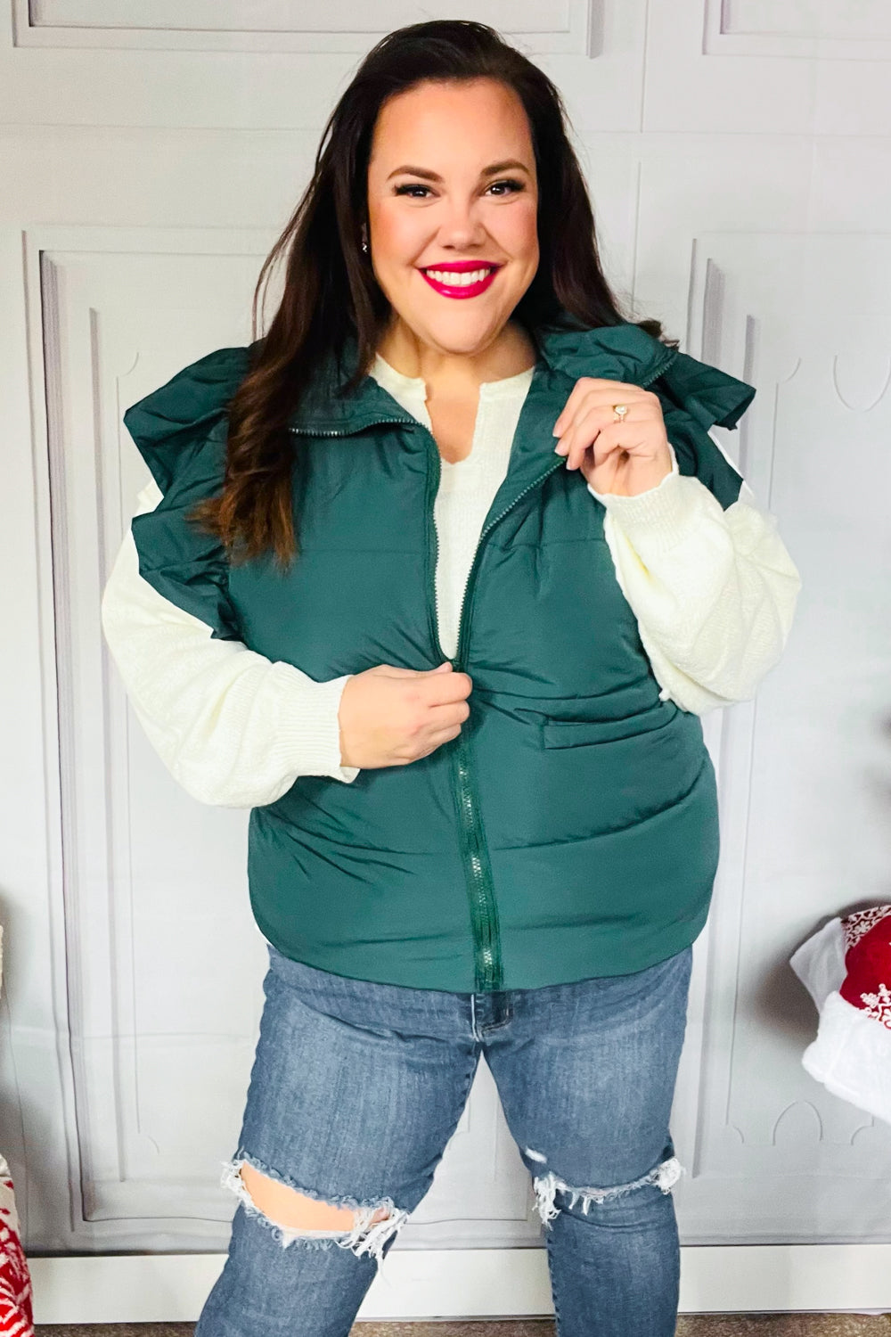 Stylish Hunter Green Quilted Puffer Vest with Ruffle Sleeves & Zipper - Perfect for Winter Fashion, Outdoor Activities & Holiday Outfits