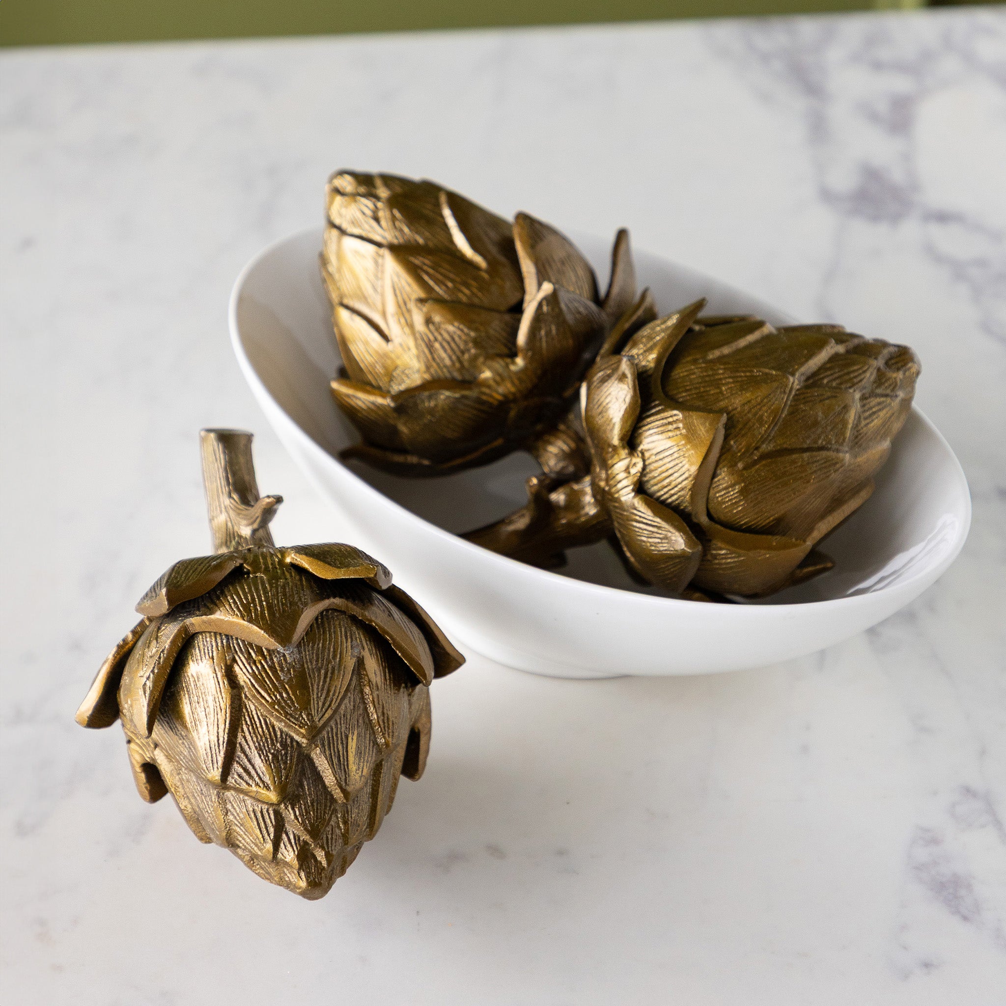 Gilded Artichoke - Elegant Home Decor for Living Room, Dining Table & Wedding Centerpieces | Gold Leaf Artichoke Sculpture for Luxury Interior Design
