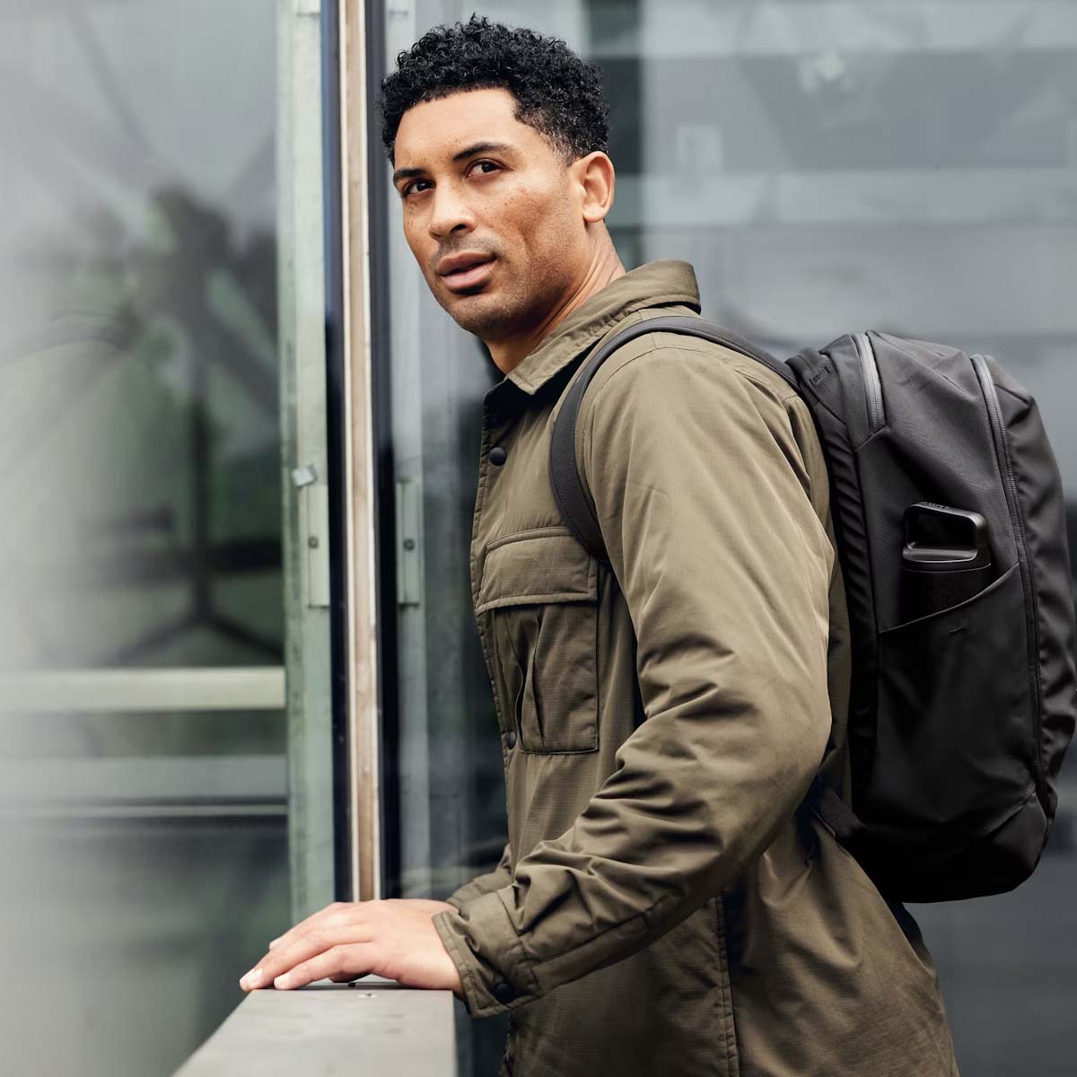 Bellroy Transit Workpack 20L Backpack - Second Edition | Water-Resistant Laptop Bag for Work & Travel | Perfect for Commuting, Business Trips & Outdoor Adventures