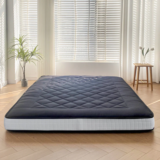 MAXYOYO Padded Japanese Floor Mattress - Black Foldable Roll Up Futon for Bedroom, Guest Room & Travel | Comfortable Floor Sleeping Mat for Adults & Kids