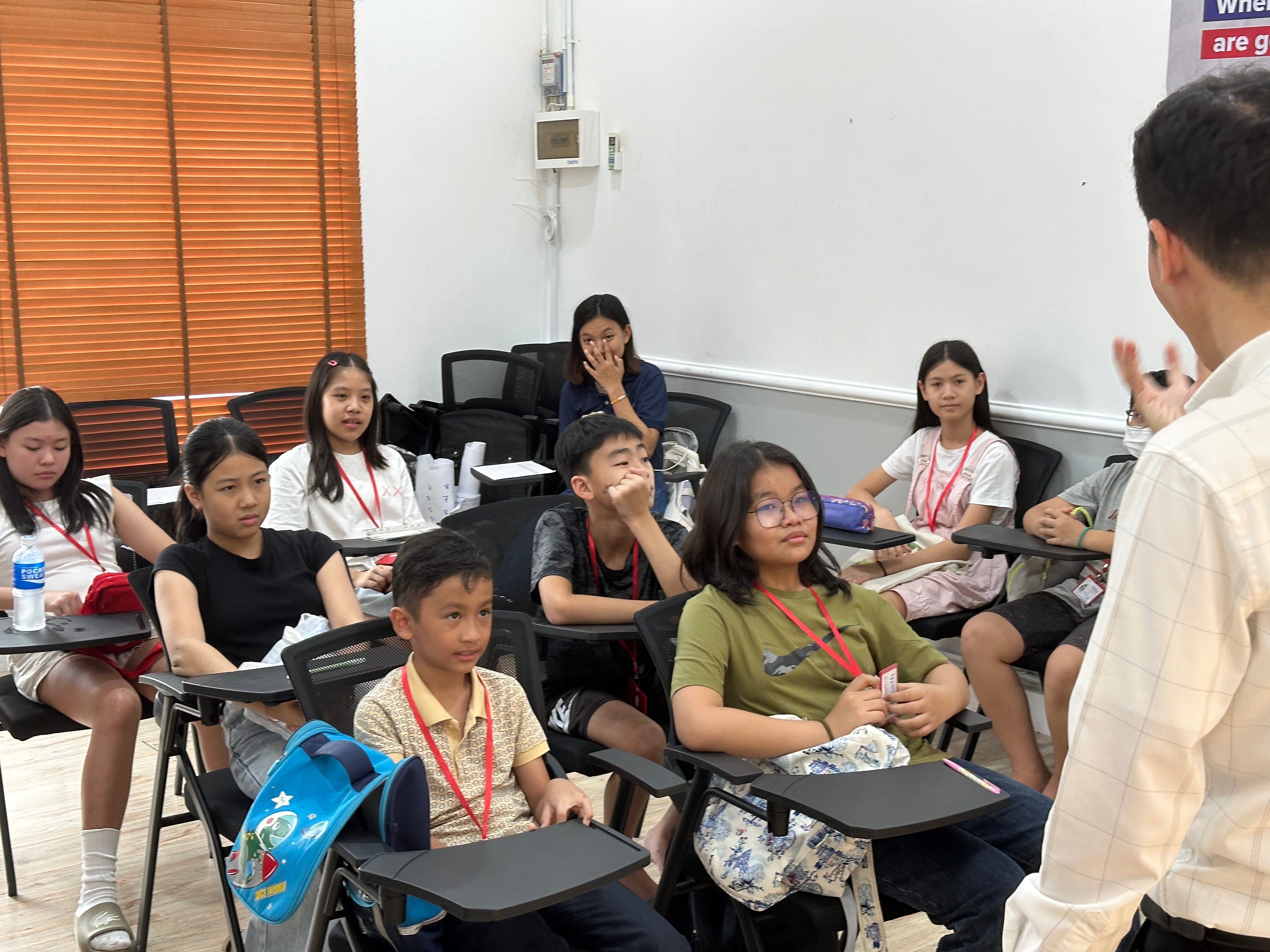 Public Speaking Basics for Teenagers - Essential Guide to Improve Presentation Skills | Perfect for School Debates, Class Presentations & Youth Leadership Events