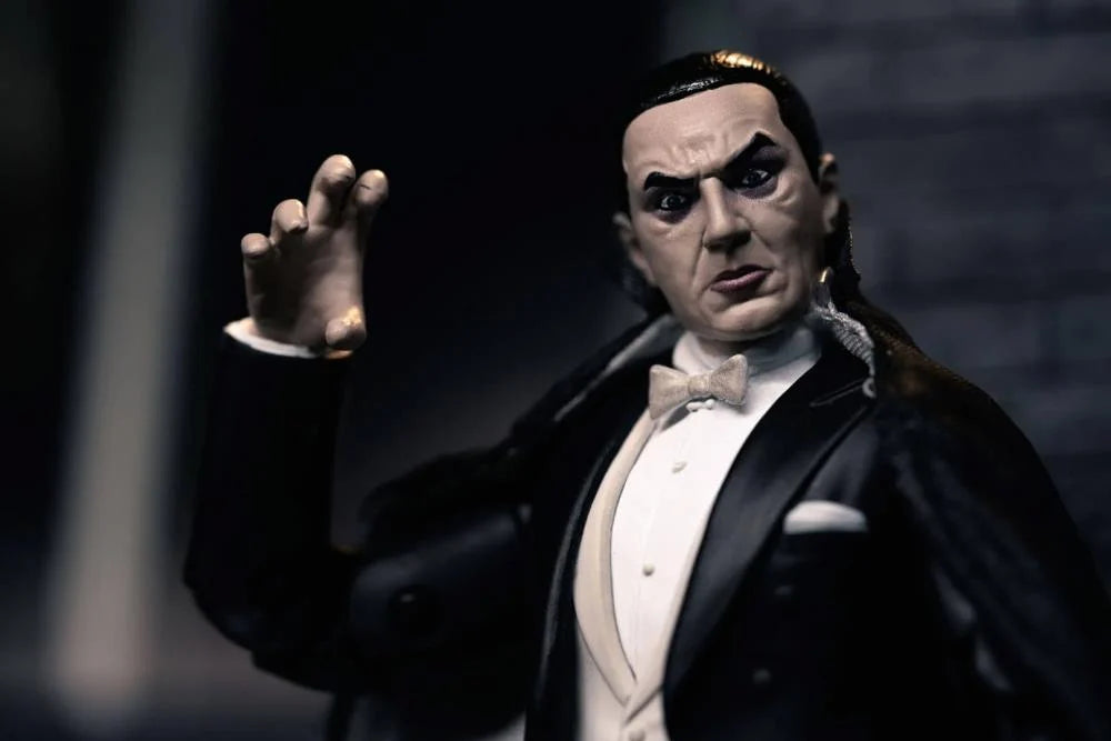 Bela Lugosi Dracula Deluxe Action Figure - Collectible 12-Inch Movie Figure for Horror Fans & Collectors - Perfect for Display, Gifts & Halloween Decor