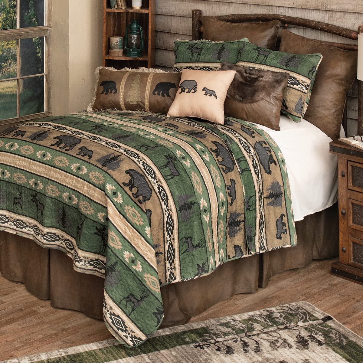 BLACK FOREST DECOR Sage Mountain Moose & Bear King Size Quilt Set - Cozy Wildlife Bedding for Cabin, Lodge & Rustic Home Decor - Clearance Sale
