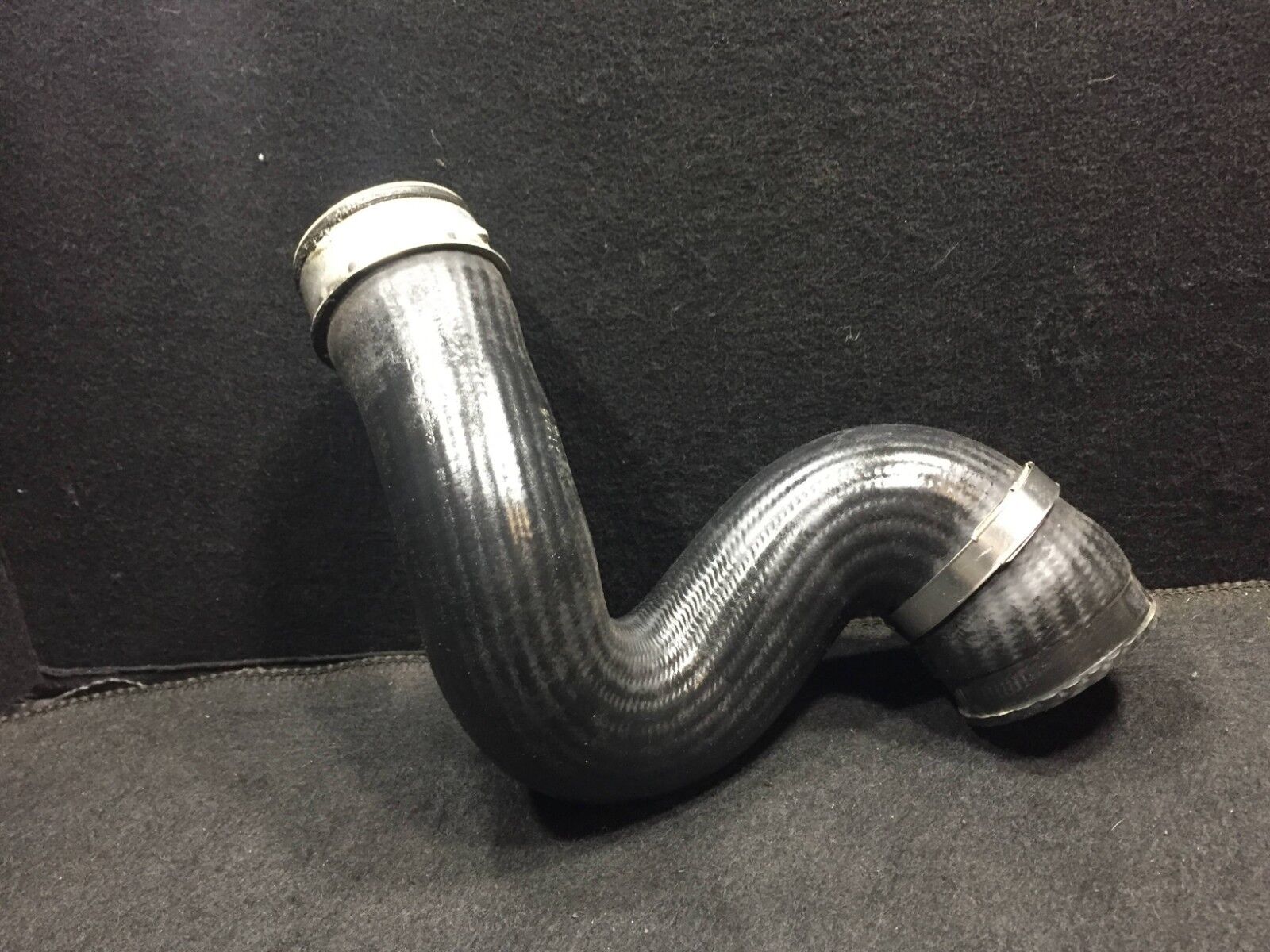 02 03 04 05 Volkswagen Passat B5 1.8L Turbo Intercooler Hose Pipe OEM Replacement D23 112k - Perfect for Engine Cooling System Repair & Performance Upgrade
