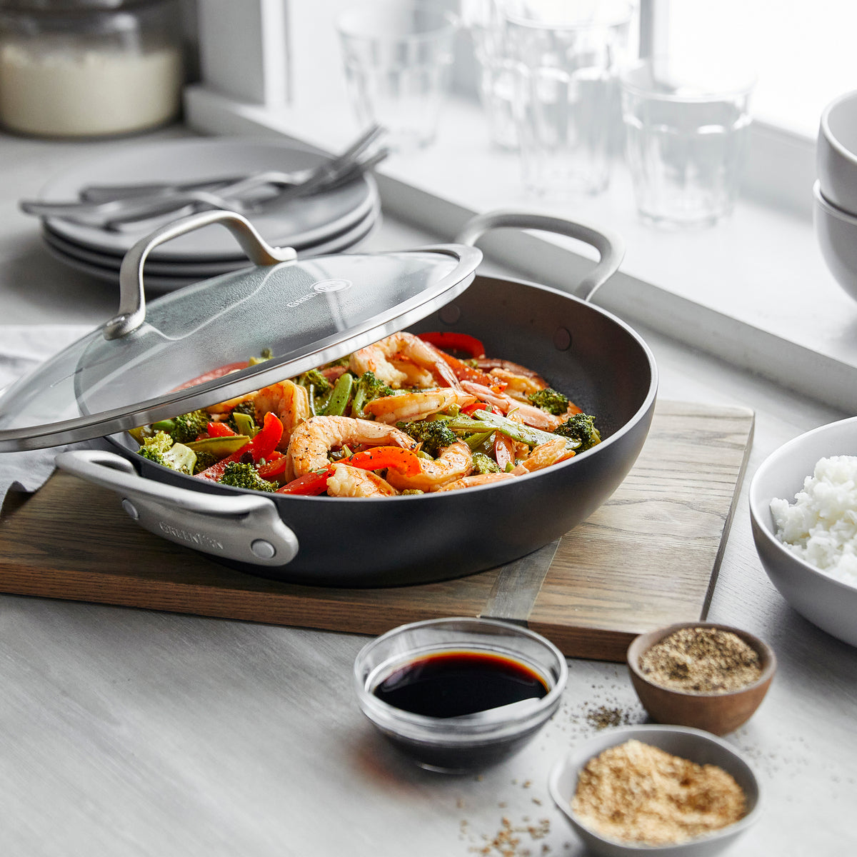 Nonstick Ceramic Everyday Pan with Lid - 11 Inch Skillet for Healthy Cooking, Frying & Sauteing | Oven & Dishwasher Safe | Perfect for Home & Restaurant Use