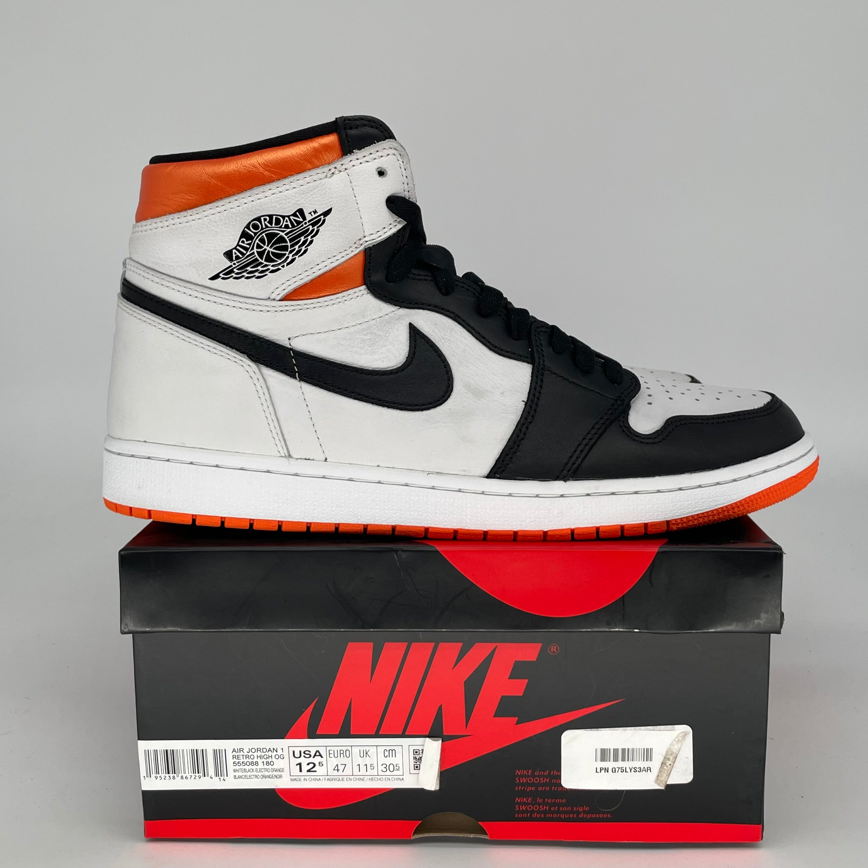 AIR JORDAN 1 ELECTRO ORANGE Men's Basketball Shoes Size 12.5 - Retro High OG Style 555088-180 for Sneaker Collectors & Streetwear Fashion