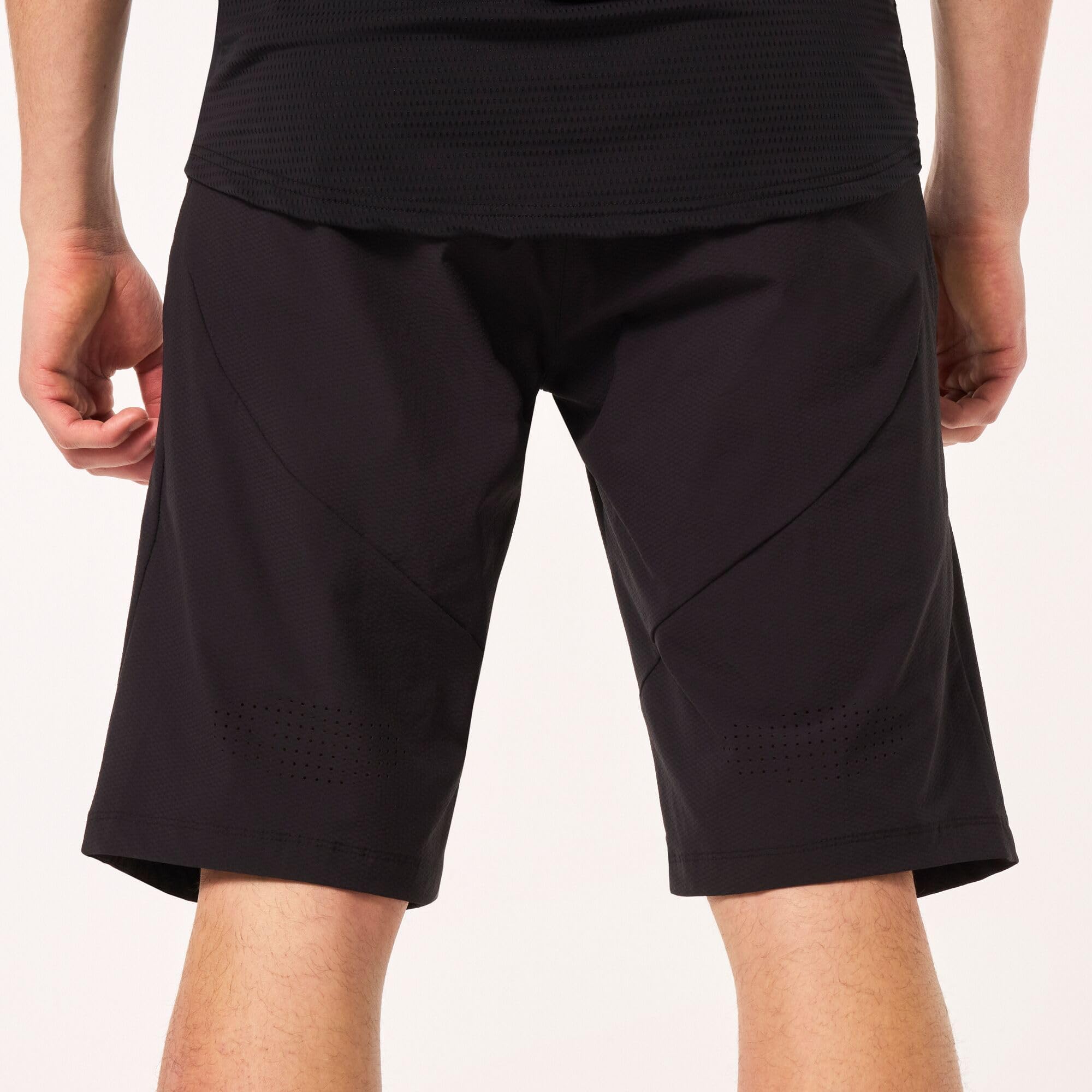 Oakley Men's Seeker Airline Shorts - Lightweight Quick-Dry Athletic Shorts for Running, Hiking & Travel - Comfortable Stretch Fabric with UPF Protection