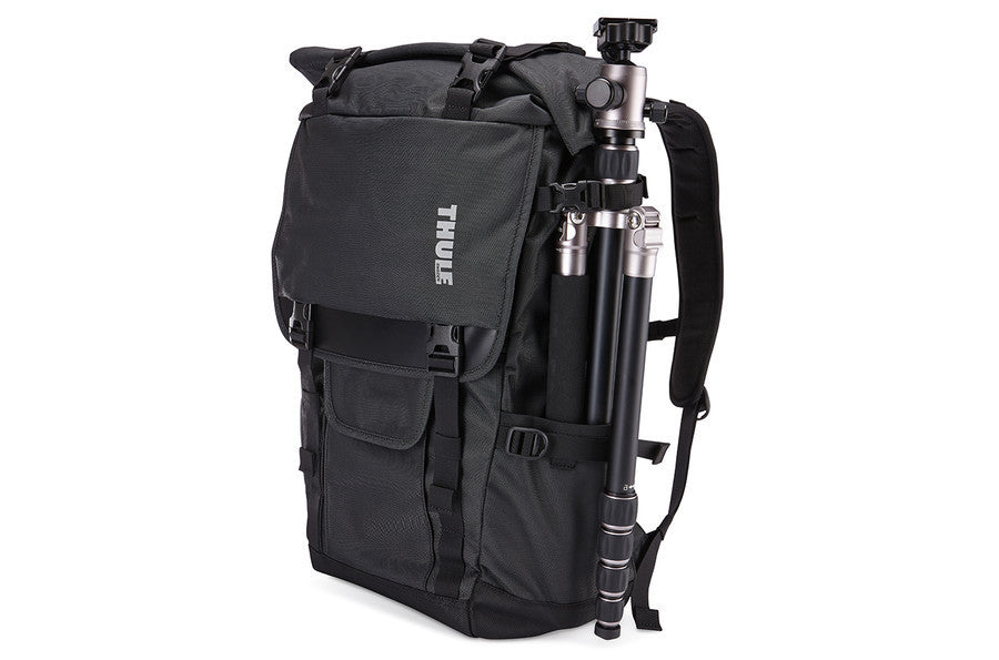 Thule Covert DSLR Rolltop Backpack - Waterproof Camera Bag for Travel & Photography - Perfect for Hiking, Commuting & Outdoor Adventures