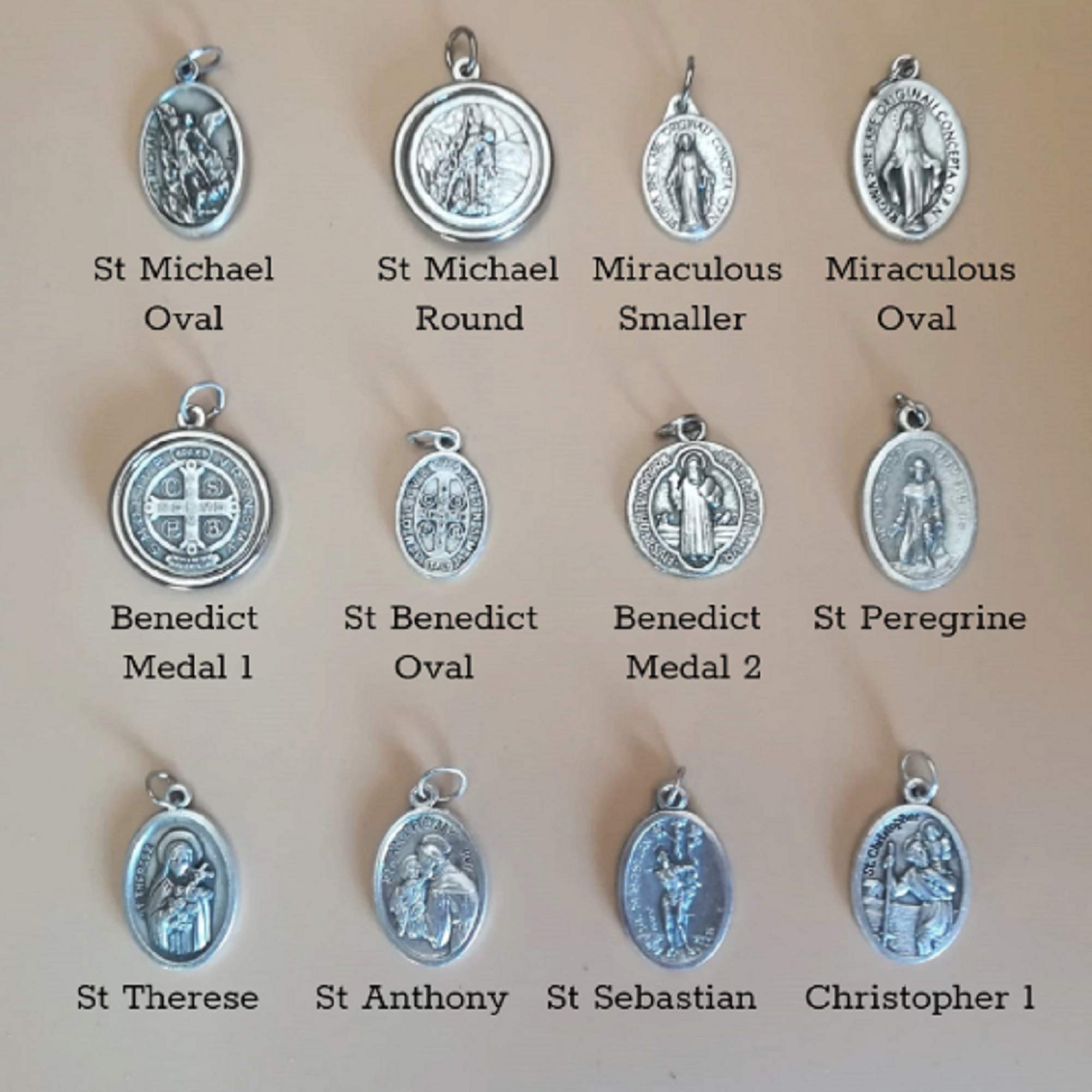 Personalized Wooden Beads Catholic Saint Medal Name Bracelet for Kids - Adjustable Rosary Bracelet Religious Gift for Baptism, First Communion & Faith Jewelry