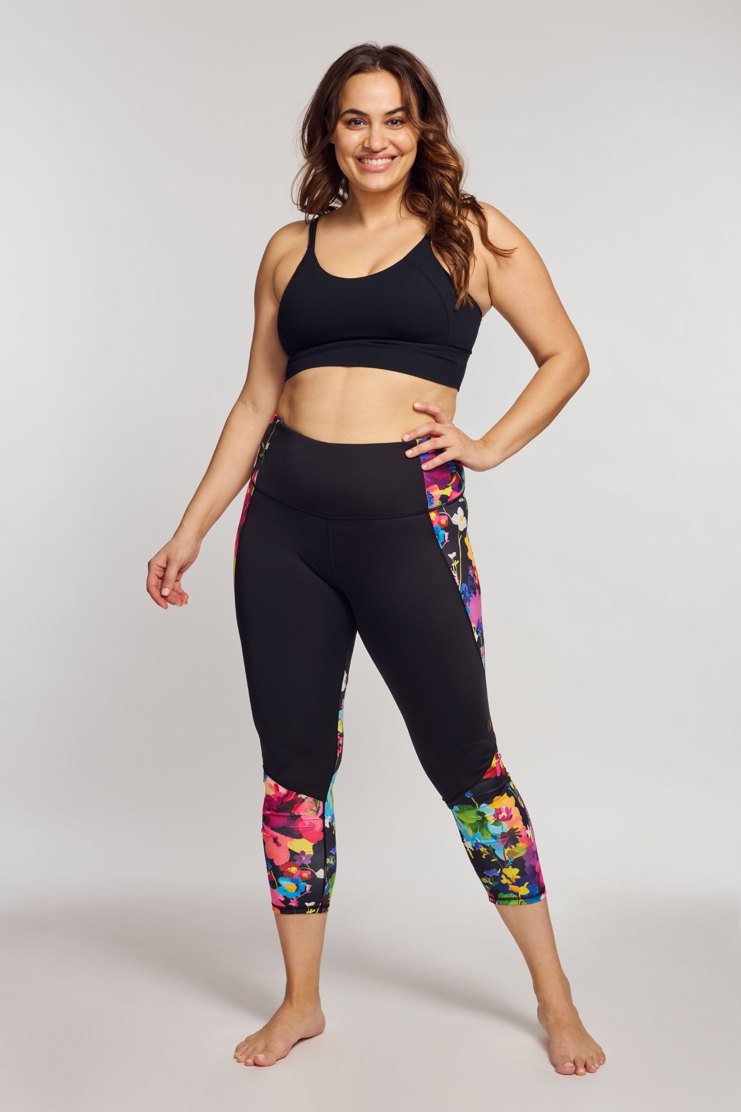 High Waisted Slimming Capri Leggings for Women - Tummy Control Workout Yoga Pants in Le Jardin Floral Print - Perfect for Gym, Running & Casual Wear