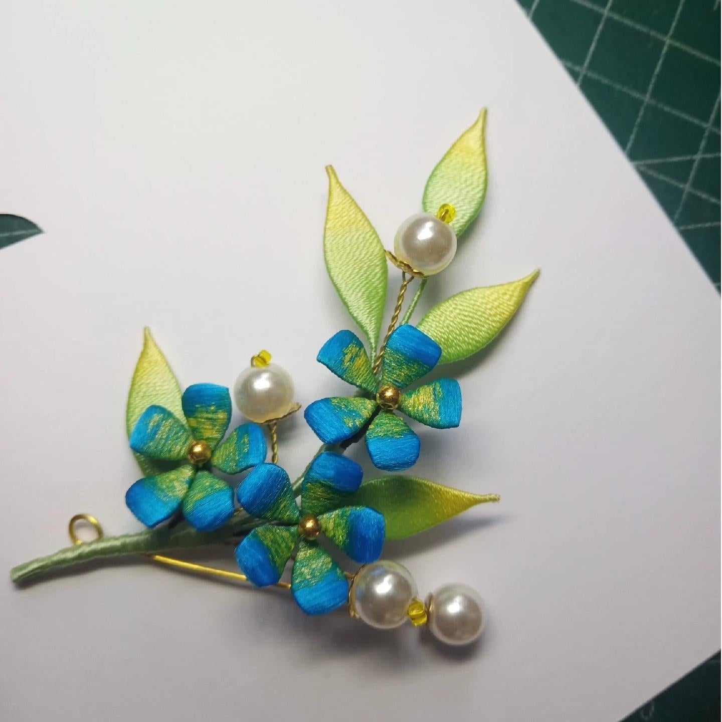 Handmade Silk Flower Brooch - Blue & Green Floral Pin for Women, Elegant Fashion Accessory for Dresses, Jackets, Hats & Scarves