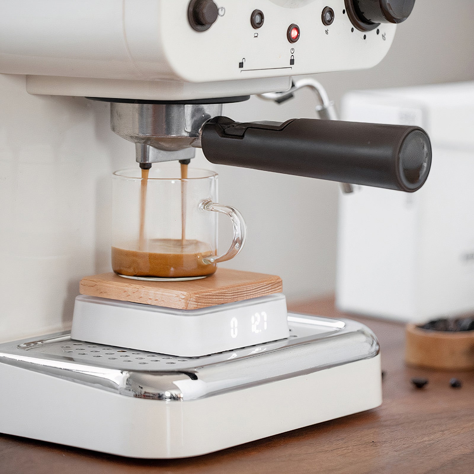 Premium Solid Wood Digital Kitchen Scale for Precise Tea & Coffee Brewing - Perfect for Home Baristas & Gourmet Cooking