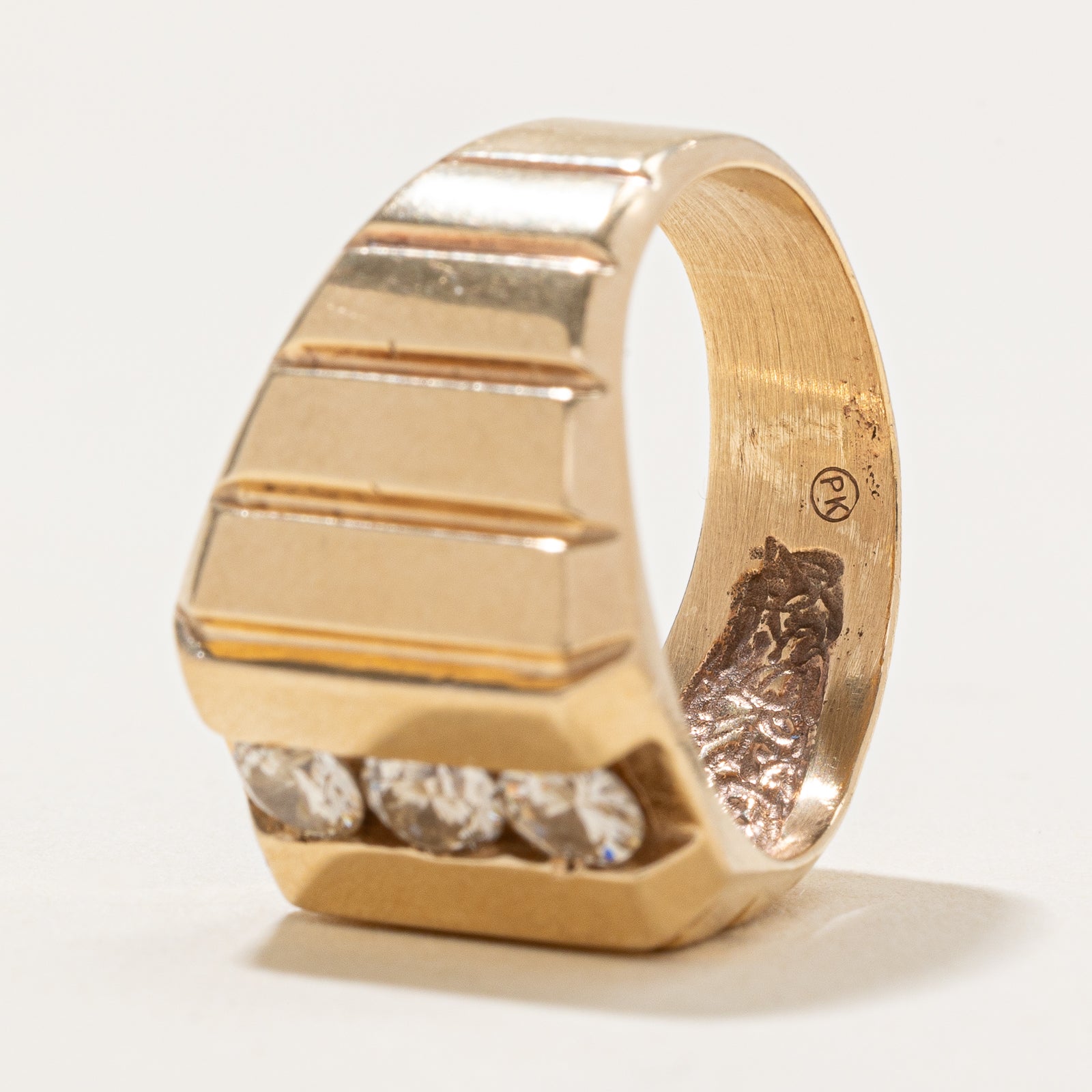 Diamond Column Grooved Cocktail Ring - 0.66 Carat Total Weight (CTW) - Size 7.75 - Elegant Statement Jewelry for Parties, Weddings & Special Occasions