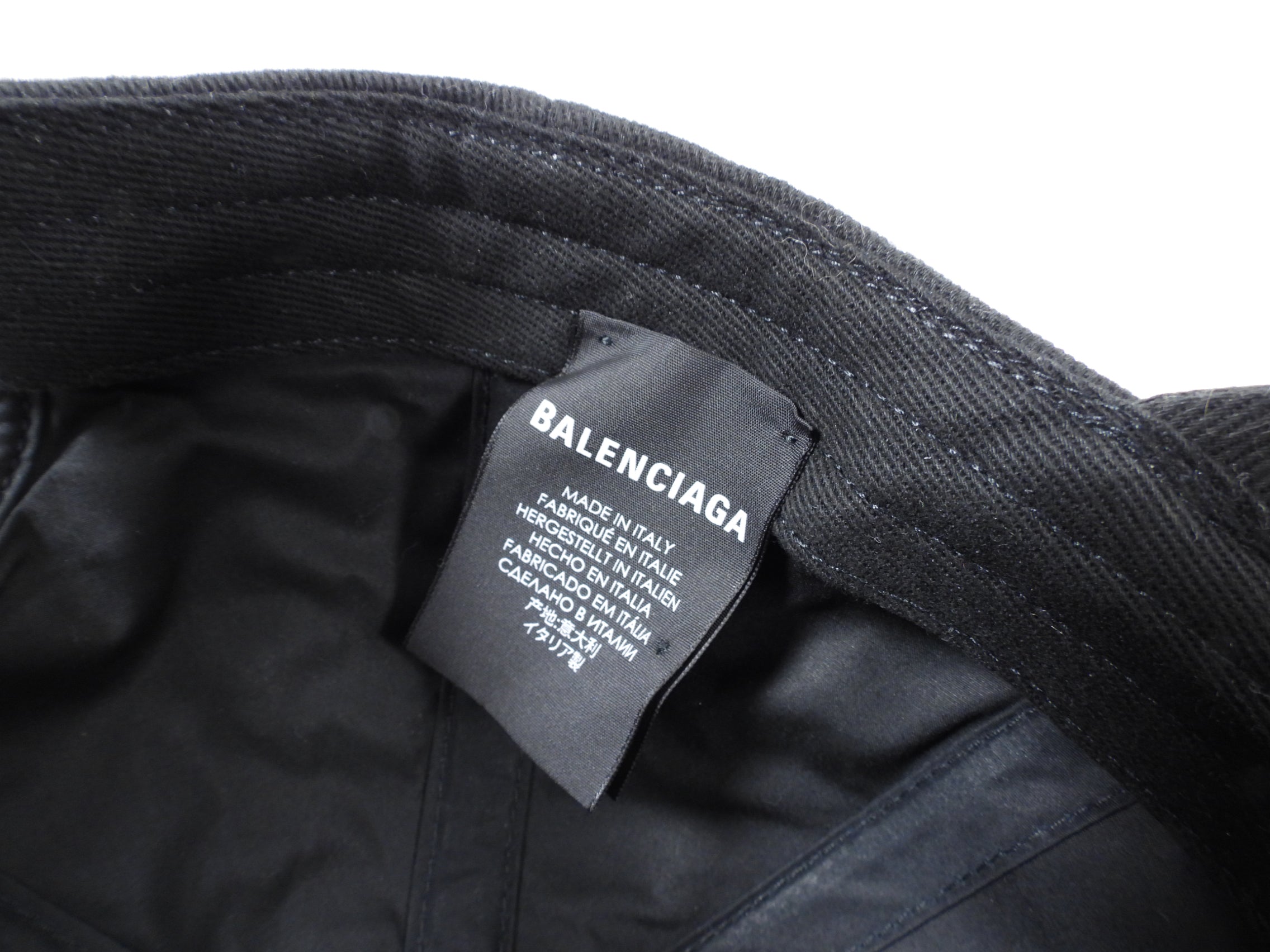 Balenciaga Black Mastercard Logo Cap Hat - Stylish Designer Baseball Cap for Men & Women - Perfect for Streetwear, Casual Outfits & Travel