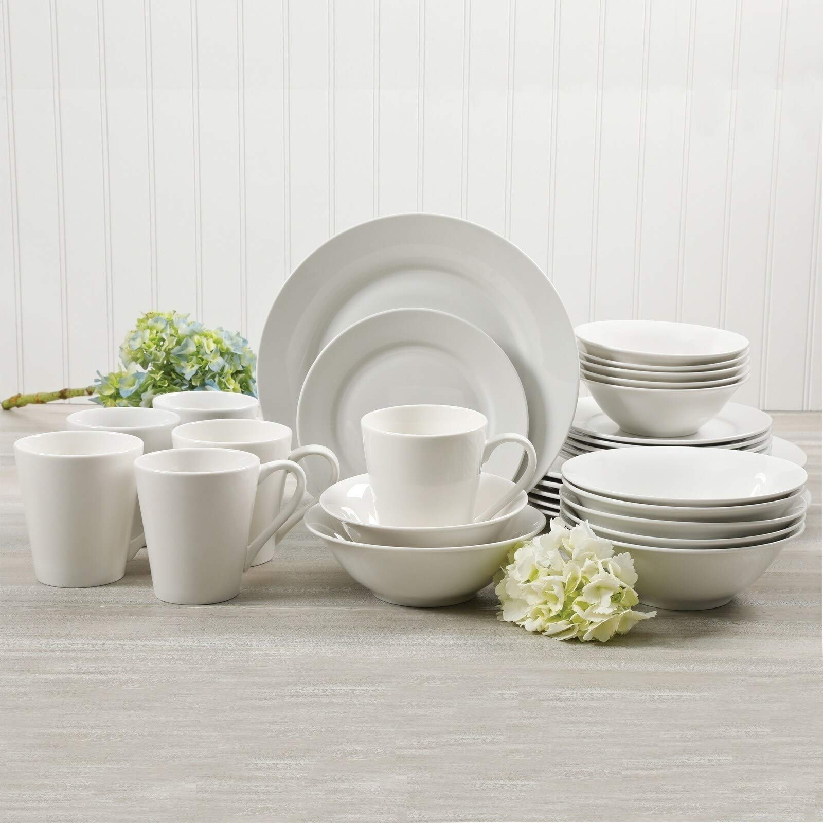 30-Piece White Ceramic Dinnerware Set - Modern & Contemporary Round Plates, Bowls, Mugs - Microwave & Dishwasher Safe - Perfect for Family Dinners, Parties & Everyday Use