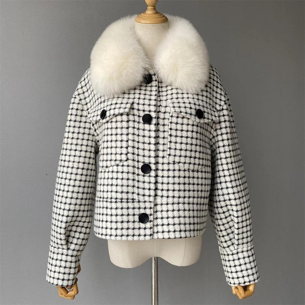 Luxury Women's Cashmere Wool Coat with Real Fur Collar - Winter Cropped Jacket, Full Sleeves & Pockets - Streetwear Outerwear for Cold Weather & Fashion Outings