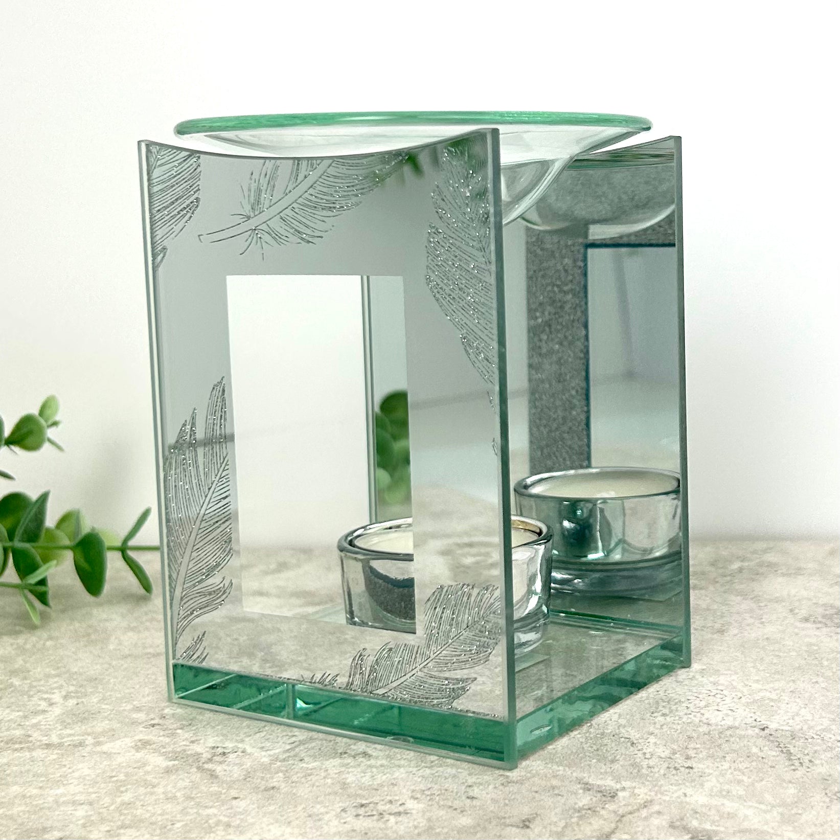 Silver Glitter Feather Memorial Oil Burner - Elegant Aromatherapy Diffuser for Home, Meditation & Spiritual Ceremonies