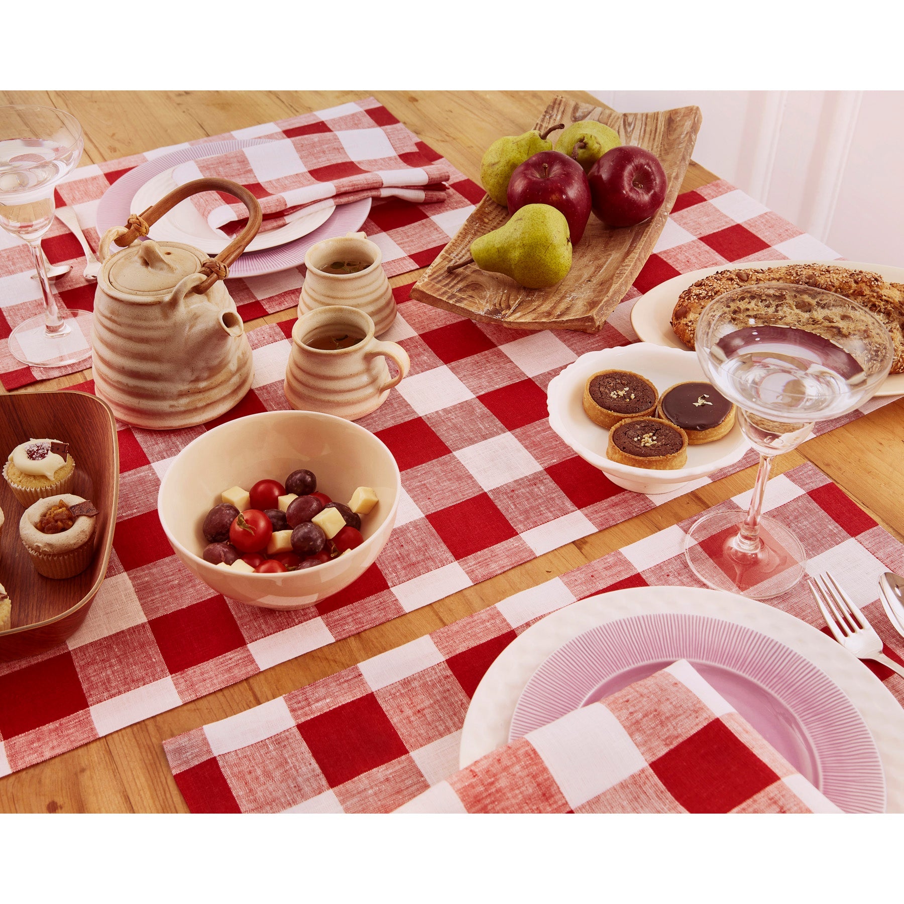 Buffalo Check Plaid Table Runner - Christmas Holiday Farmhouse Dining Decor for Kitchen, Dining Room, and Party Decorations