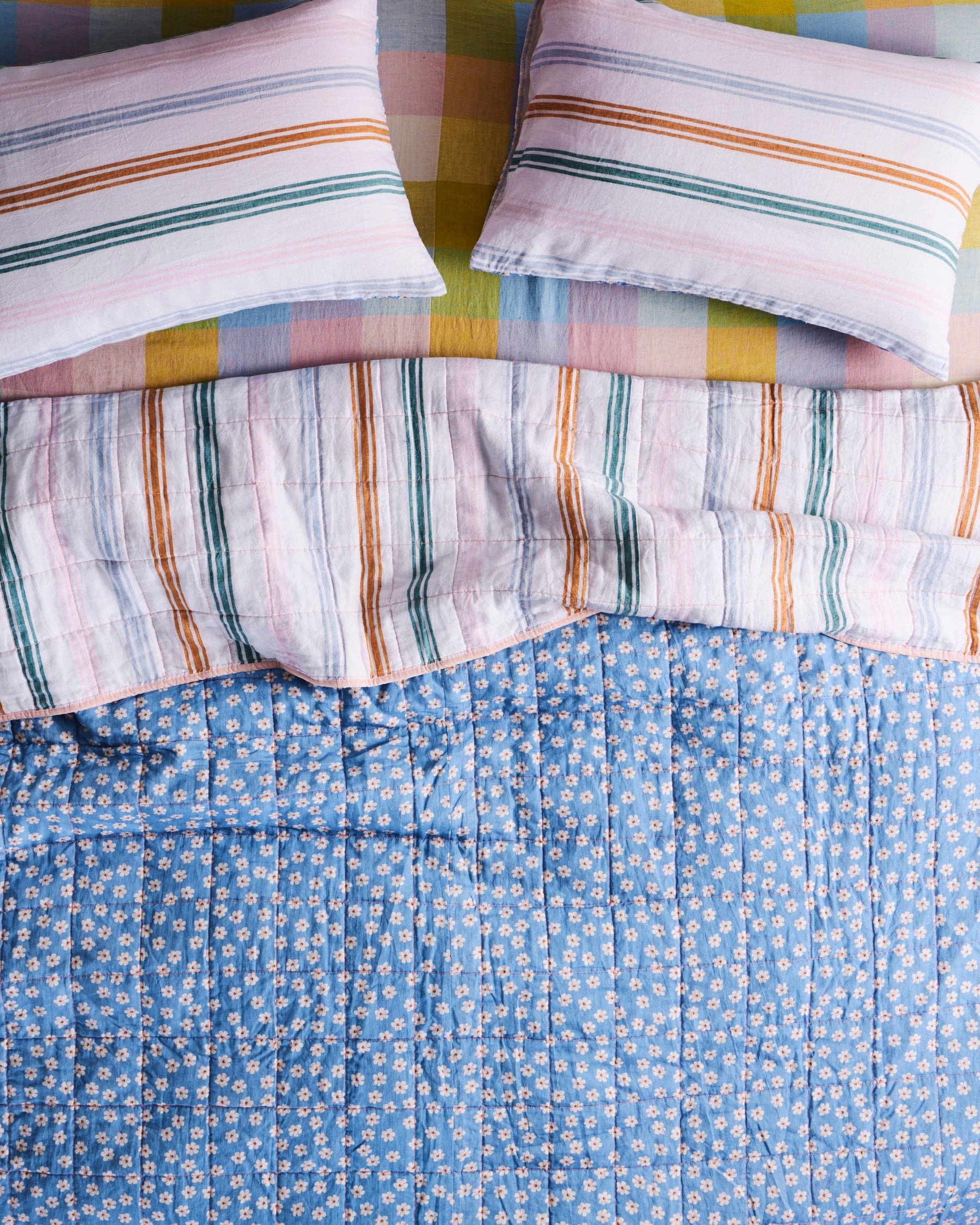 Corfu Tartan Linen Fitted Sheet - Queen Size, 100% Natural Linen, Breathable & Soft Bedding - Perfect for Guest Rooms, Vacation Homes & Cozy Bedroom Decor (US)