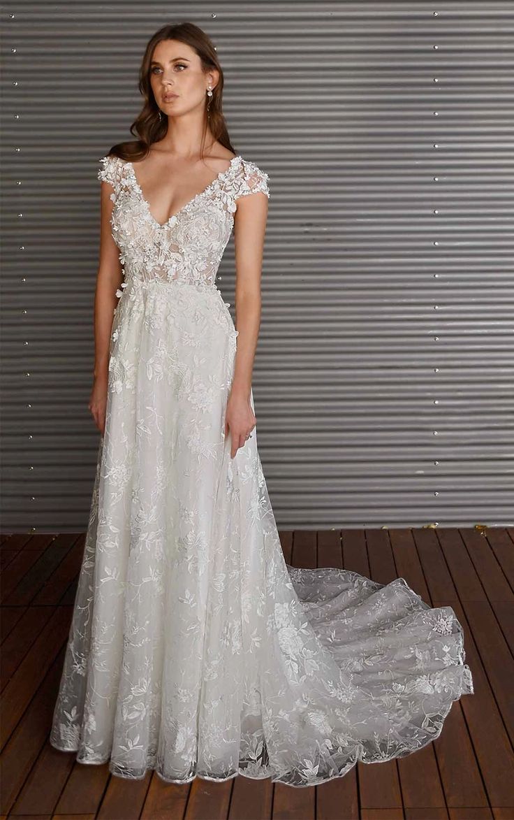 Martina Liana 1447 Wedding Dress - Elegant Lace Bridal Gown for Church Ceremony & Formal Reception
