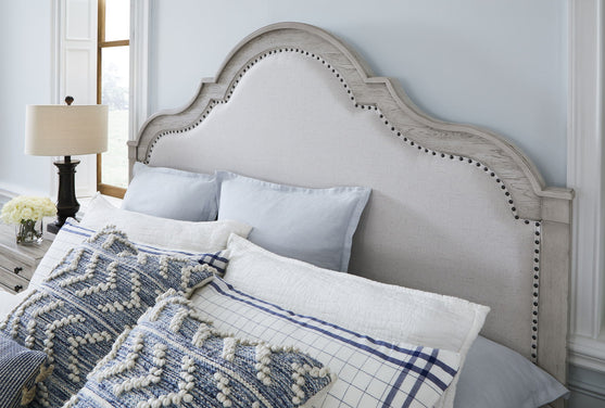 Belhaven Upholstered Panel Bed Frame - Queen Size Pearl Silver Upholstery - Modern Luxury Bedroom Furniture for Master Bedroom or Guest Room