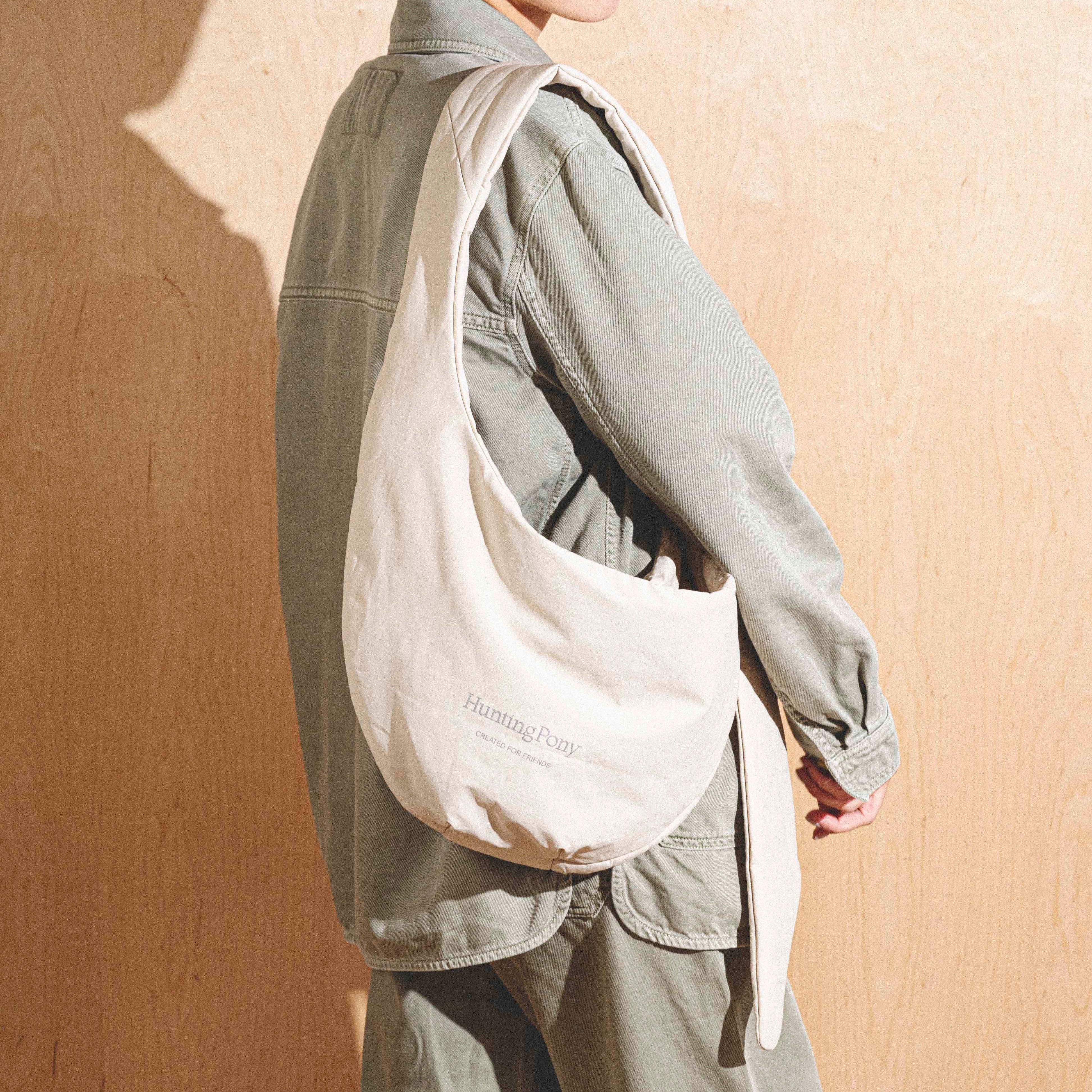 Stylish Sling Bag Pony Kangaroony in Beige - Perfect for Travel, Hiking & Everyday Use