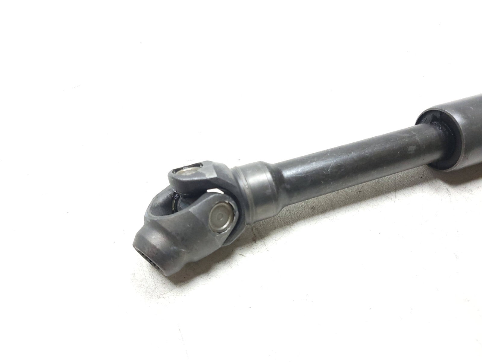 Original BMW K1200R K1200 Driveshaft Replacement Part 05-08 - Perfect for Motorcycle Maintenance & Performance Upgrades