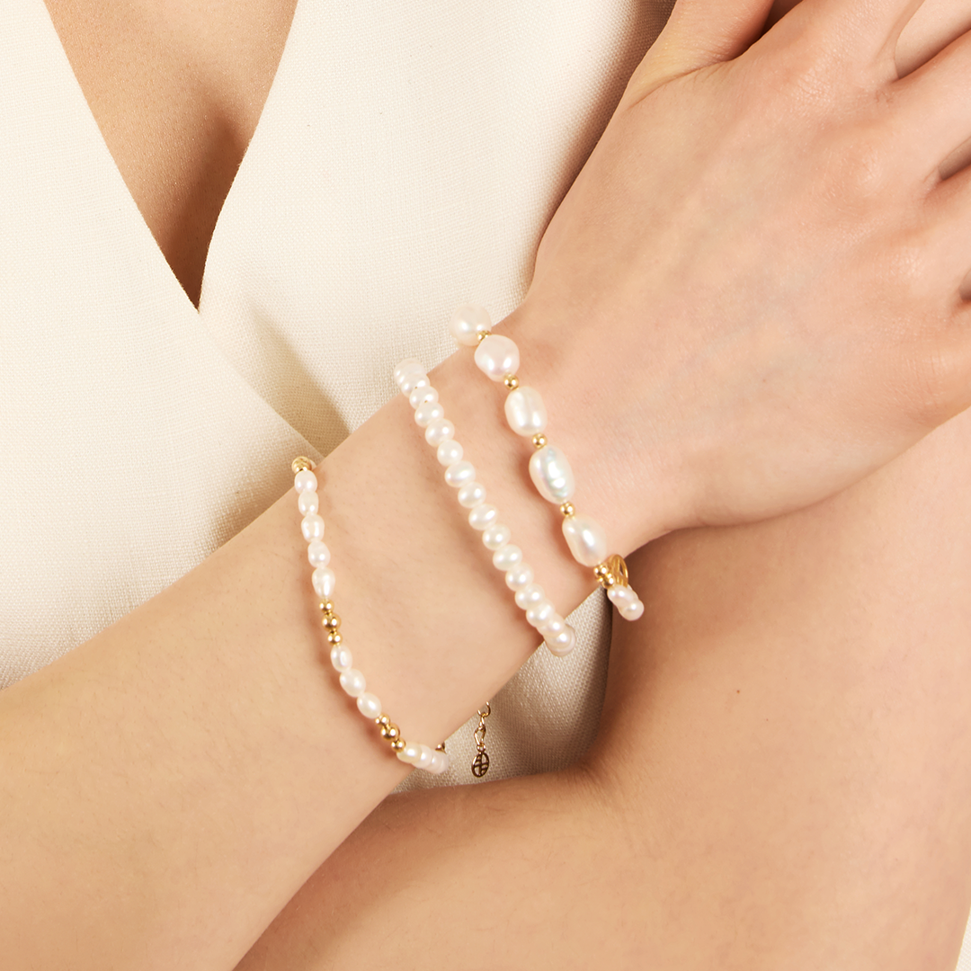 Elegant Fusion Pearl Bracelet for Women - Handmade Freshwater Pearl Jewelry - Perfect for Weddings, Parties & Gifts