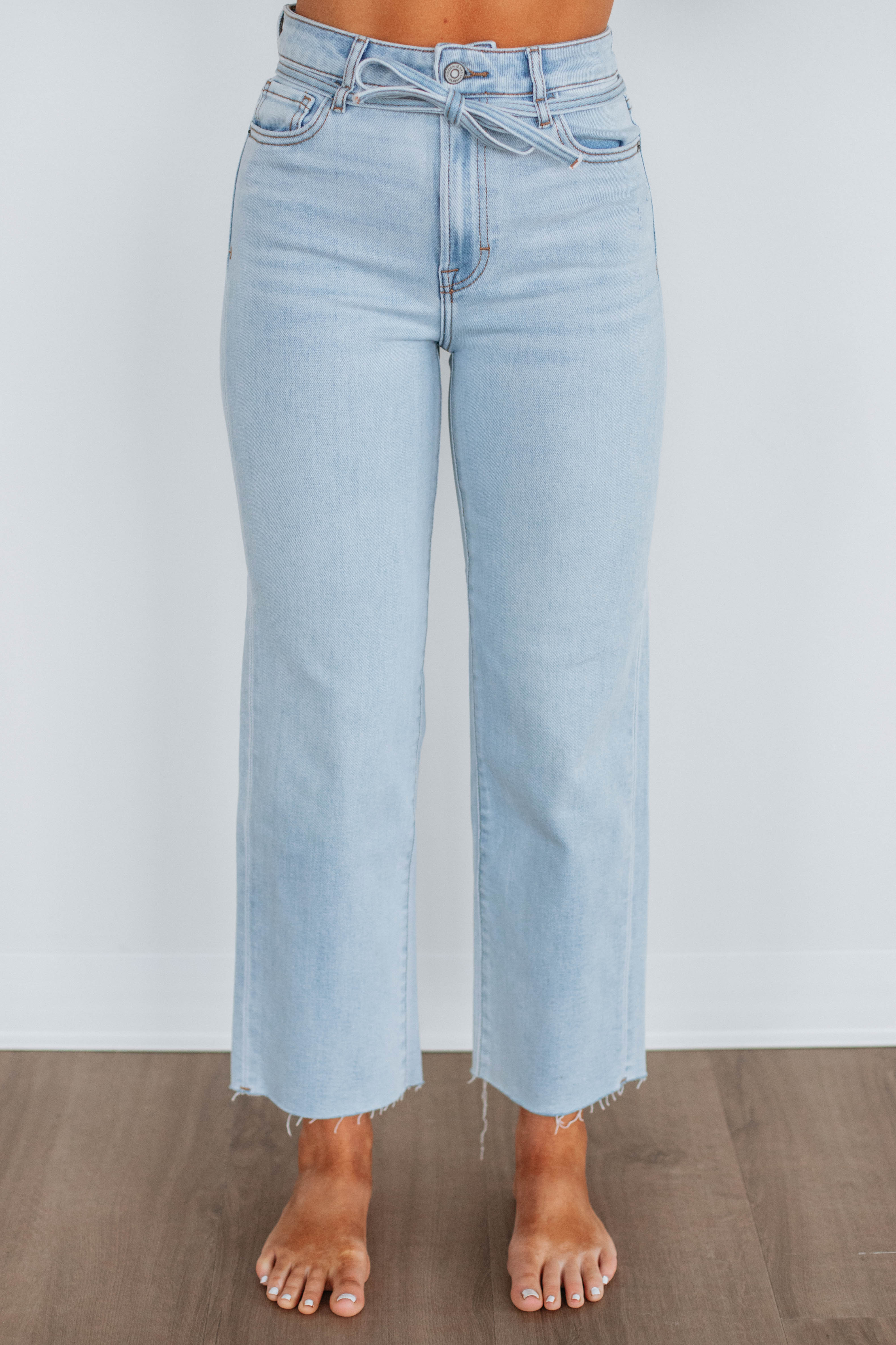 Ella Hidden Jeans - Light Wash Distressed Denim for Women | High Waisted Skinny Jeans with Stretch | Perfect for Casual Wear, Date Nights & Office Outfits