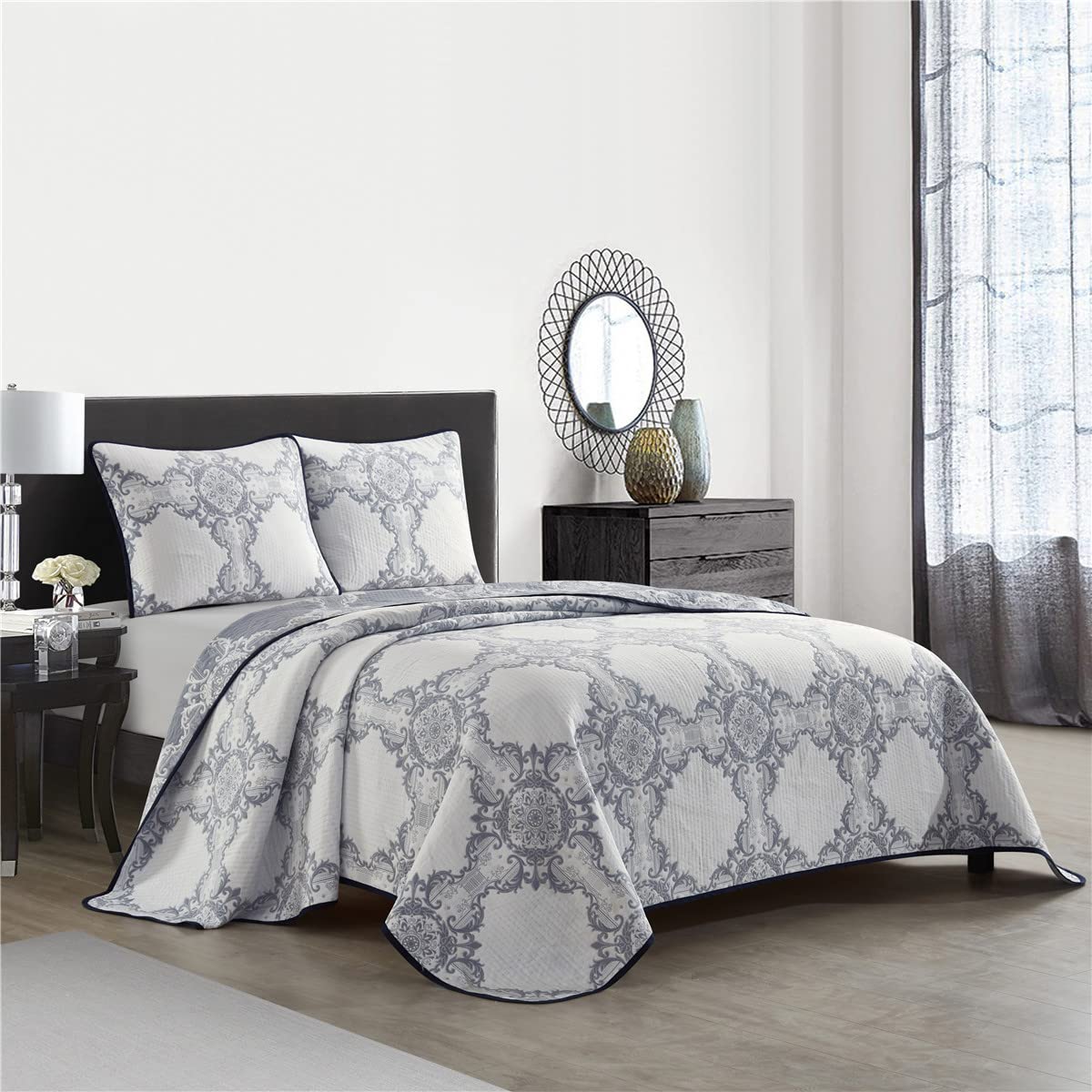 Stratford Park Beige Navy 3-Piece Queen Size Quilt Set | Microfiber Double Pinsonic Quilting | All-Season Bedspread | Perfect for Master Bedroom, Guest Room & Dorm Decor