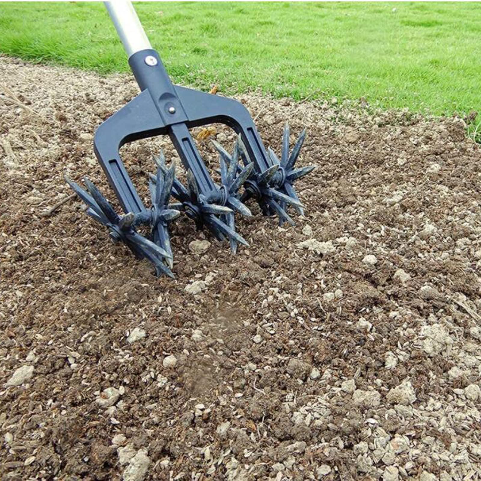 Heavy Duty 3-Tine Rotary Cultivator Tool - Detachable Handle Garden Soil Tiller for Weeding, Aeration & Soil Turning - Perfect for Garden, Balcony, Orchard, Patio & Lawn Care (Ideal for Vegetable Beds, Flower Gardens & Landscaping Projects)