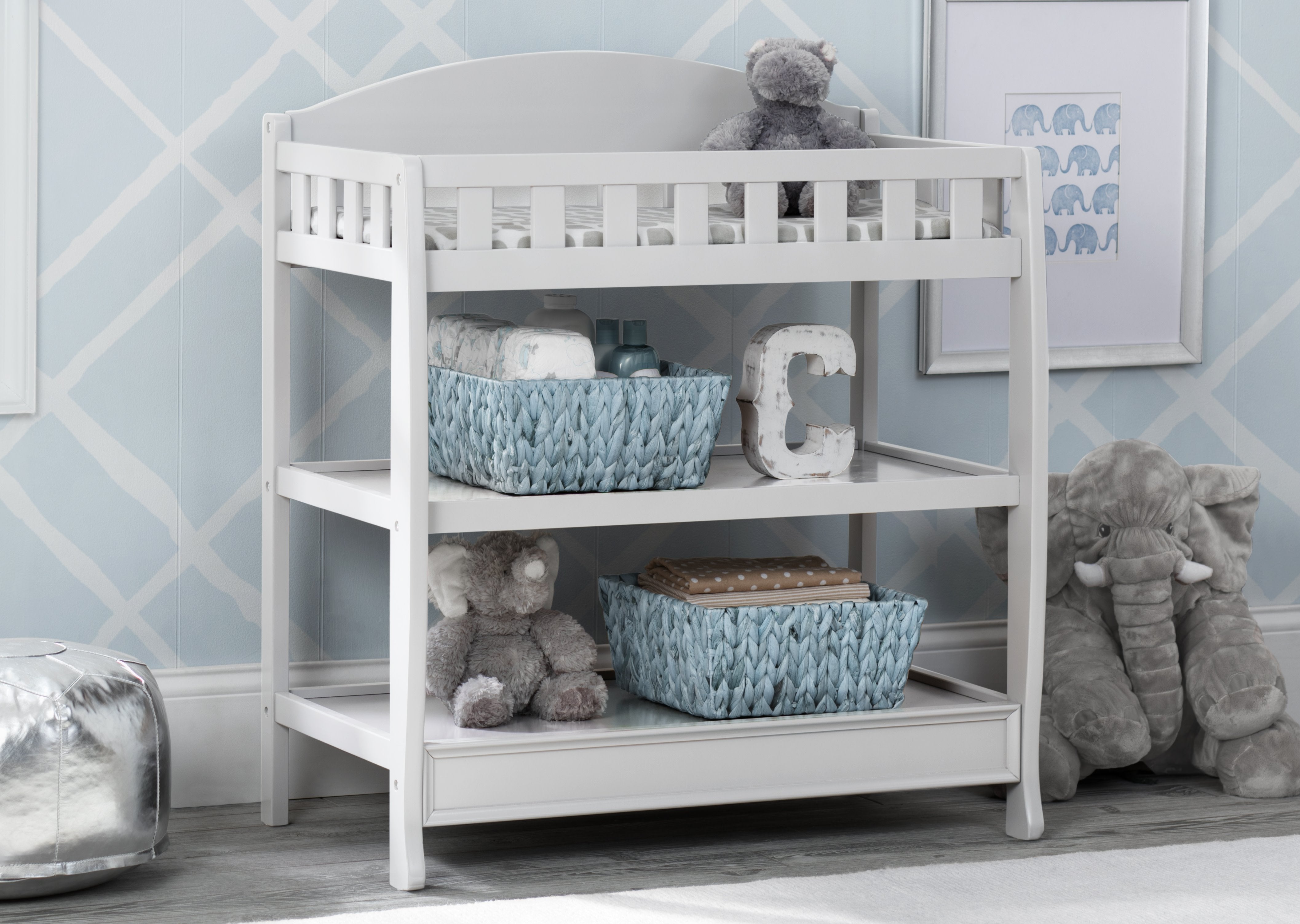 Wilmington Baby Changing Table with Soft Pad - Perfect for Nursery, Bedroom & Diaper Changing Station - Safe & Sturdy for Newborns & Toddlers