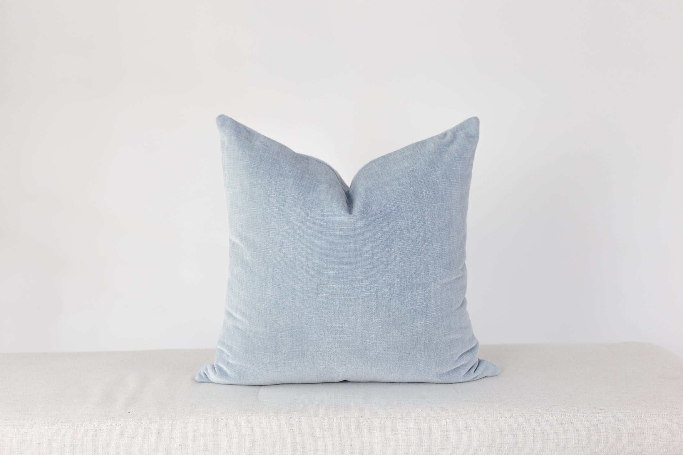 Ellie Pillow Cover - Soft & Stylish Decorative Pillow Case for Couch, Bed, Sofa - Perfect for Home Decor, Living Room, Bedroom, Nursery - Machine Washable & Durable