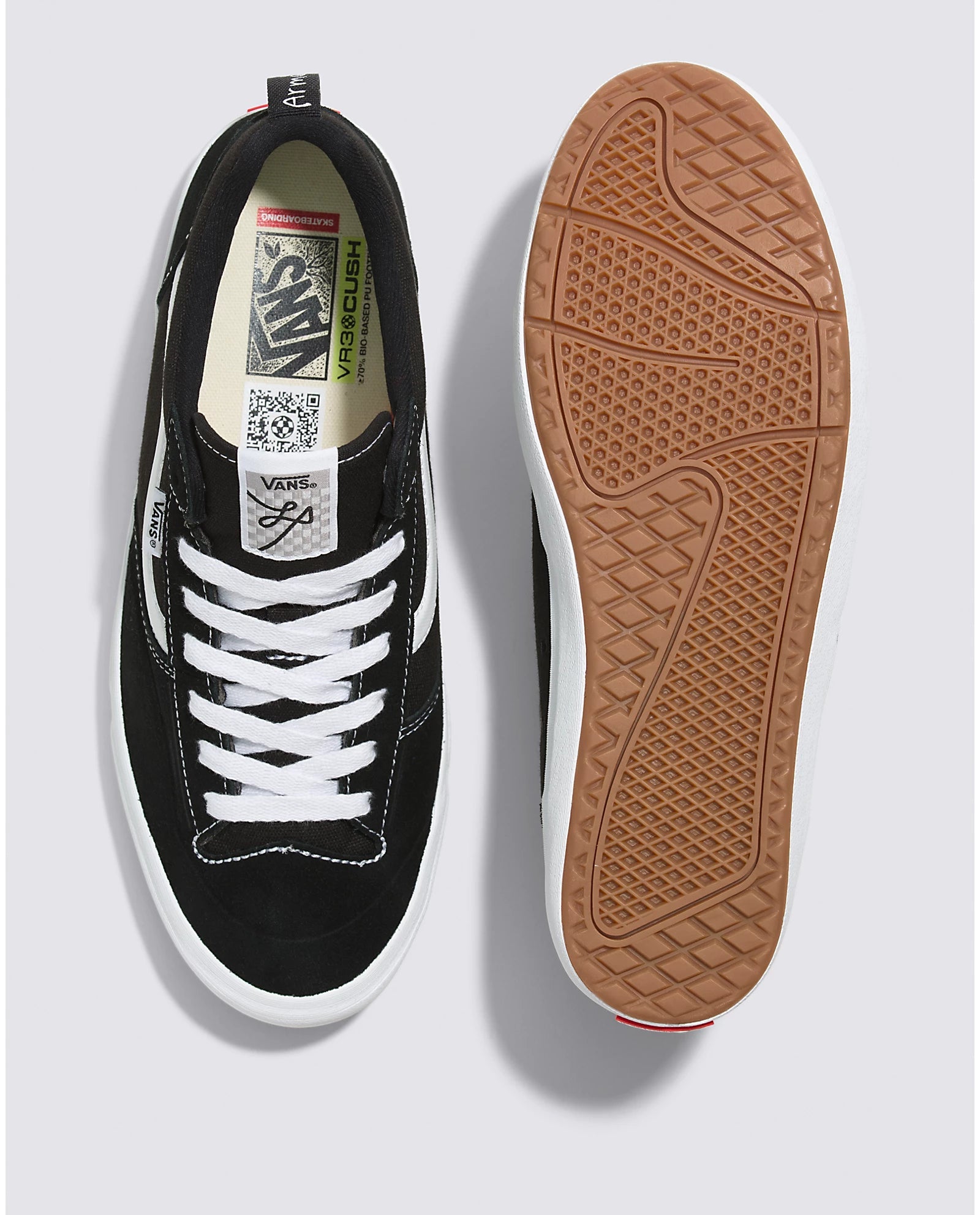 VANS Women's The Lizzie Low Shoes - Black & White Sneakers for Casual Wear, Skateboarding & Street Style | Comfortable & Lightweight for Everyday Use