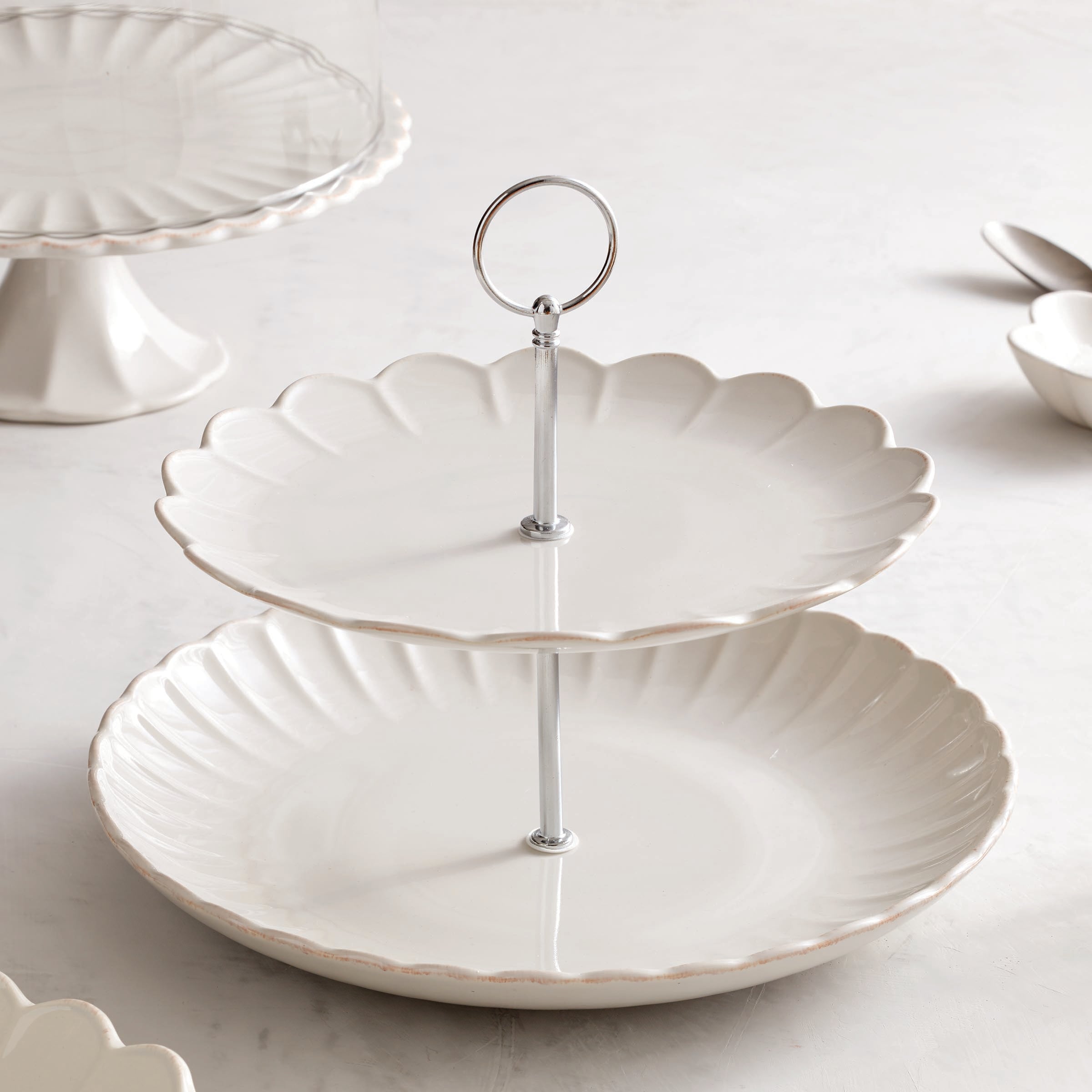 French Pearl Scallop White 2-Tier Serving Stand - Elegant Dessert Display for Afternoon Tea, Wedding Receptions & Party Buffets
