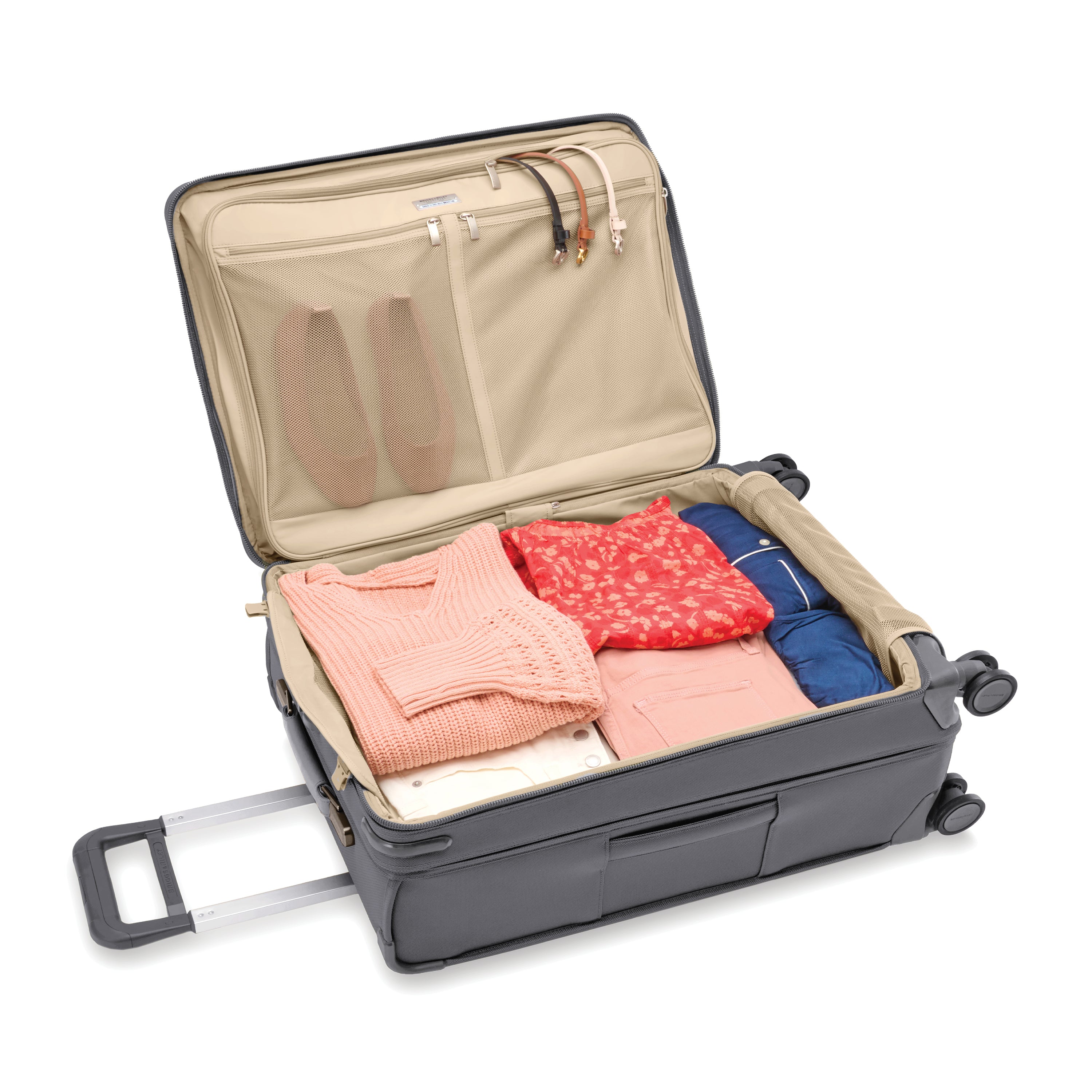 Briggs & Riley Baseline Medium Expandable Spinner Luggage - 24