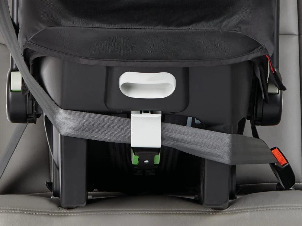 **Baby Jogger City Mini GT All-Terrain Stroller & City Go 2 Infant Car Seat Travel System - Lightweight, Compact Fold for Urban & Outdoor Adventures**    **使用场景:** Perfect for city strolls, jogging, travel, and everyday errands with your baby.
