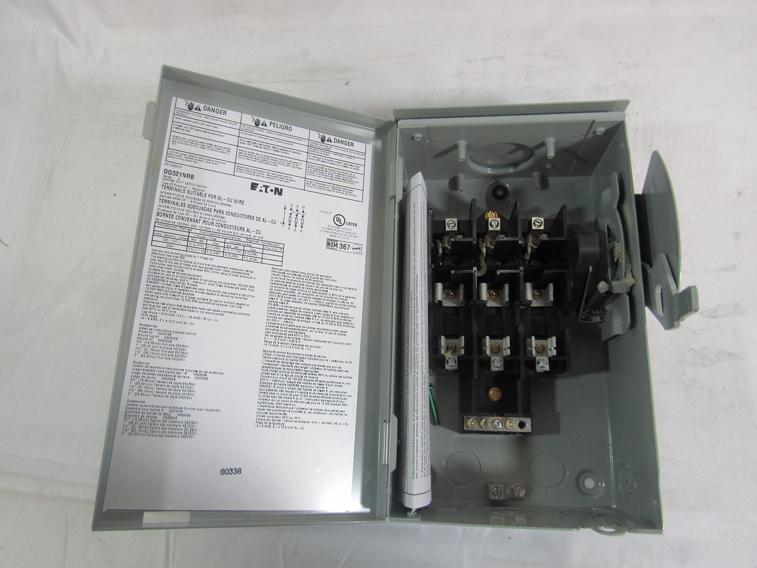 Eaton Cutler-Hammer DG321NRB Fusible Safety Switch - NEMA-3R Rated, 30 Amp, 240 Volt, 4-Wire - Ideal for Industrial Electrical Panels & Commercial Power Distribution Systems