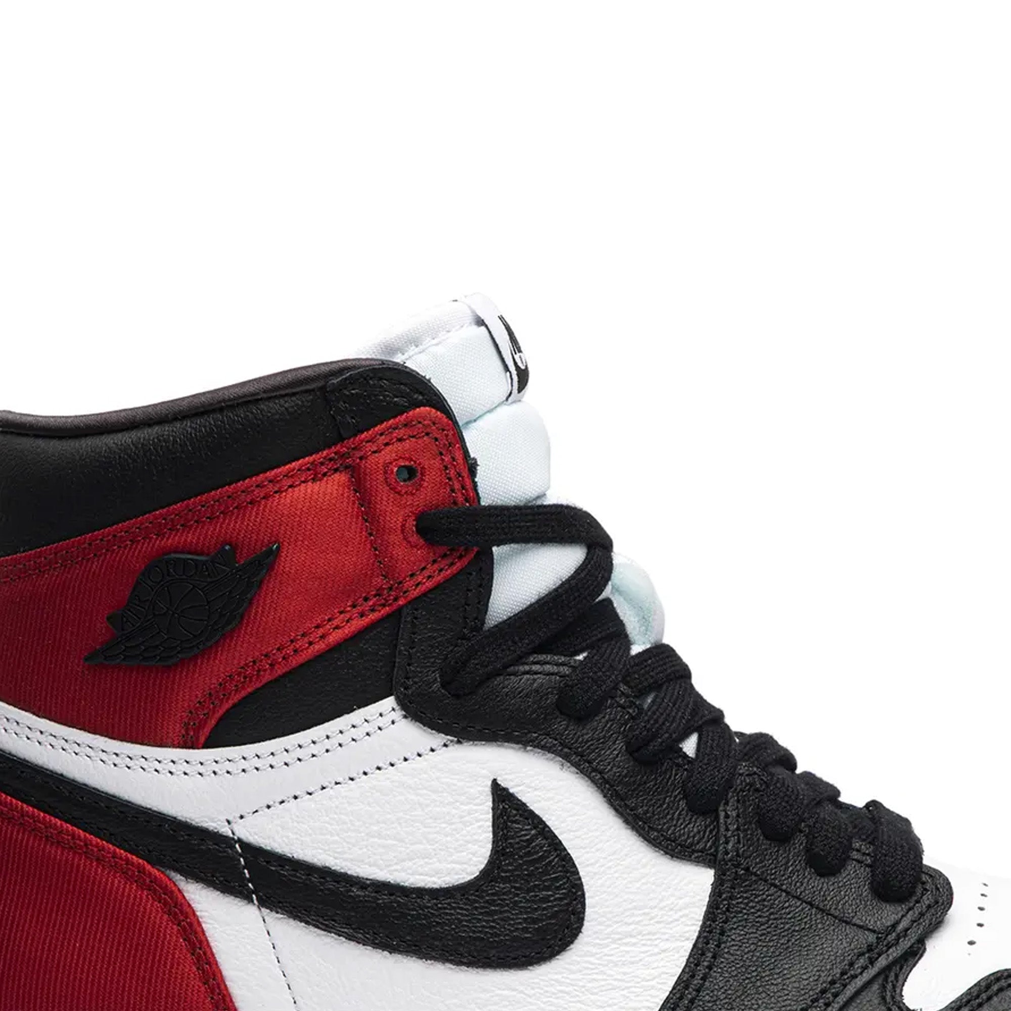 Air Jordan 1 'Satin Black Toe' Retro High OG Men's Basketball Shoes - Perfect for Streetwear & Sneaker Collectors
