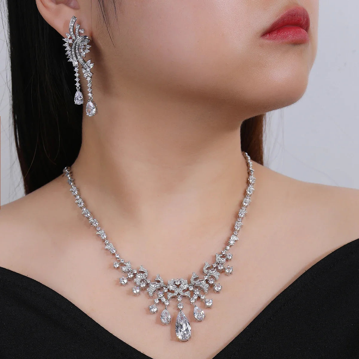 Luxury Cubic Zirconia Droplet Tassel Necklace Set for Women - Elegant Wedding Jewelry, Bridal Party Accessories, Dubai Style White Zirconia Pendant - Perfect for Weddings, Anniversaries & Special Occasions