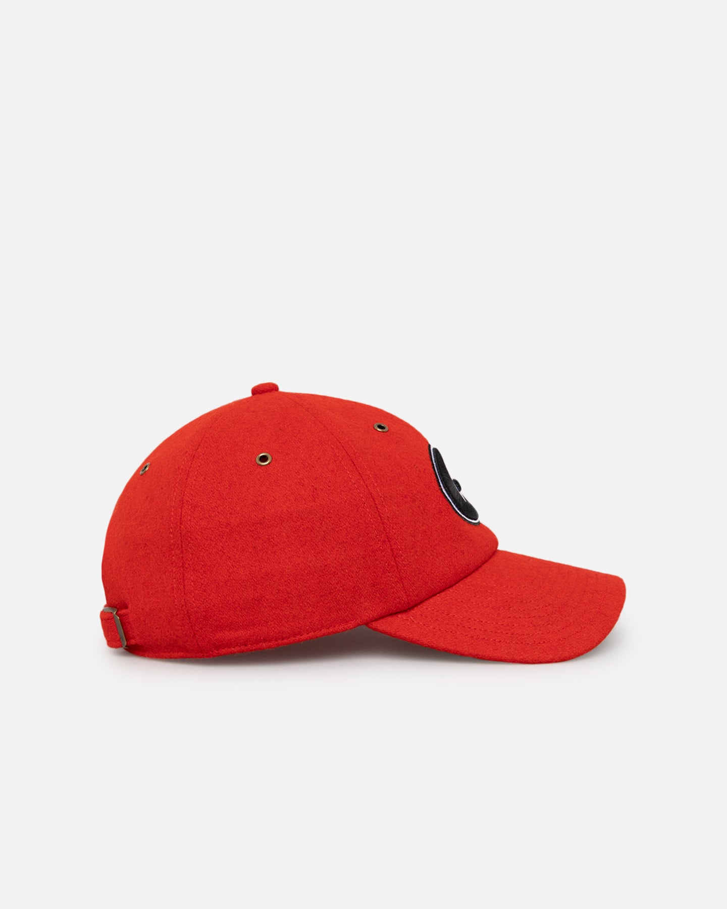 47 Brand Georgia Bulldogs Wooly Clean Up Strapback Red Hat - Adjustable Snapback for Men & Women - Perfect for Football Games, Tailgating & Bulldogs Fan Gear