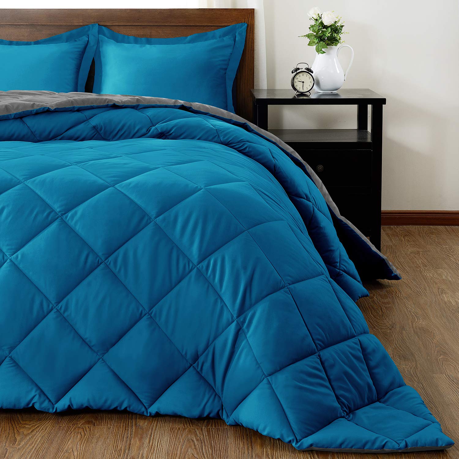 Reversible Down Alternative Comforter Set - 3 Piece Full XL (84